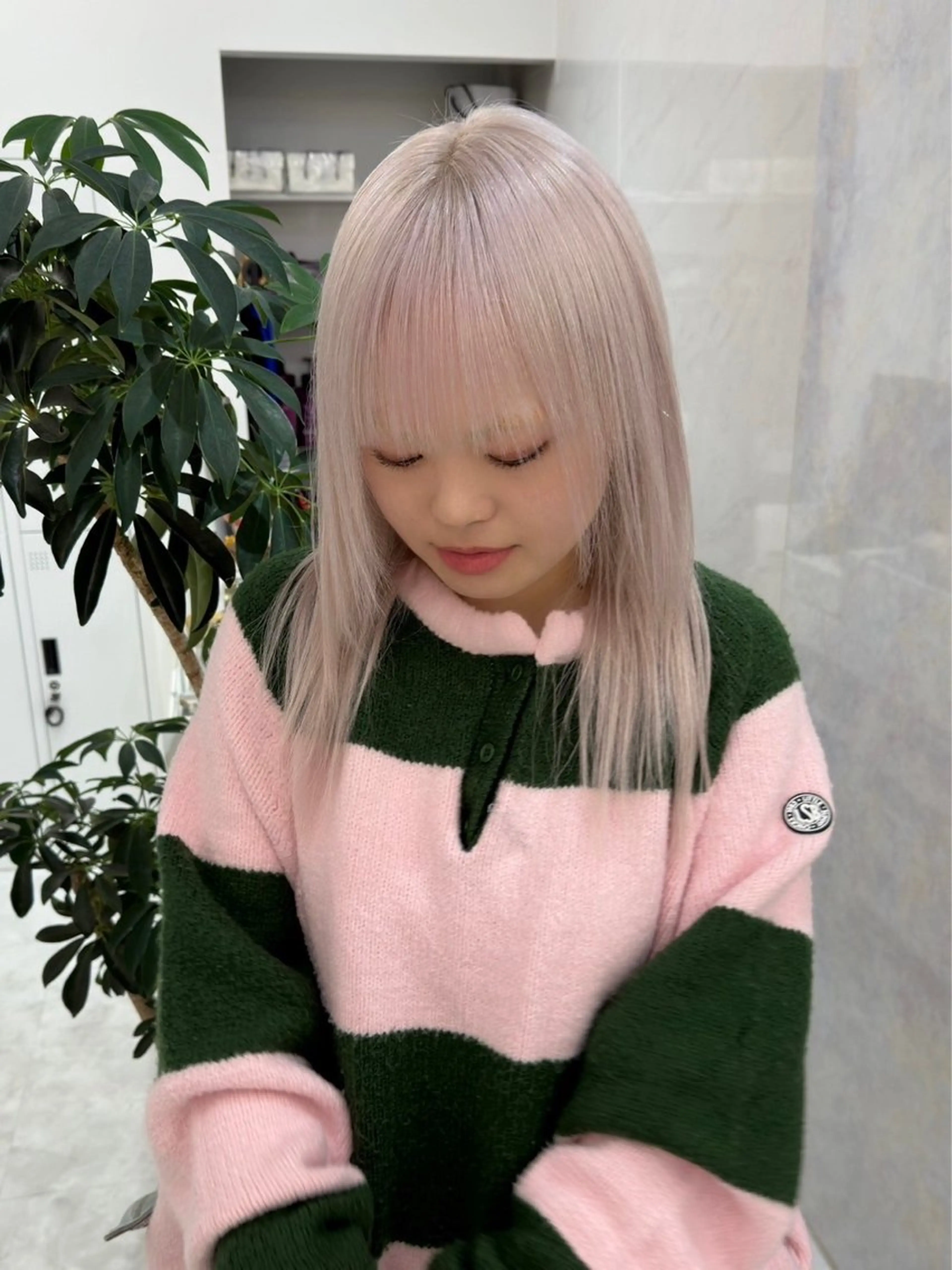 ダブルカラー★ケアブリーチ+透明感カラー+KERASTASEトリートメント+コテ巻き🇰🇷🩶の写真