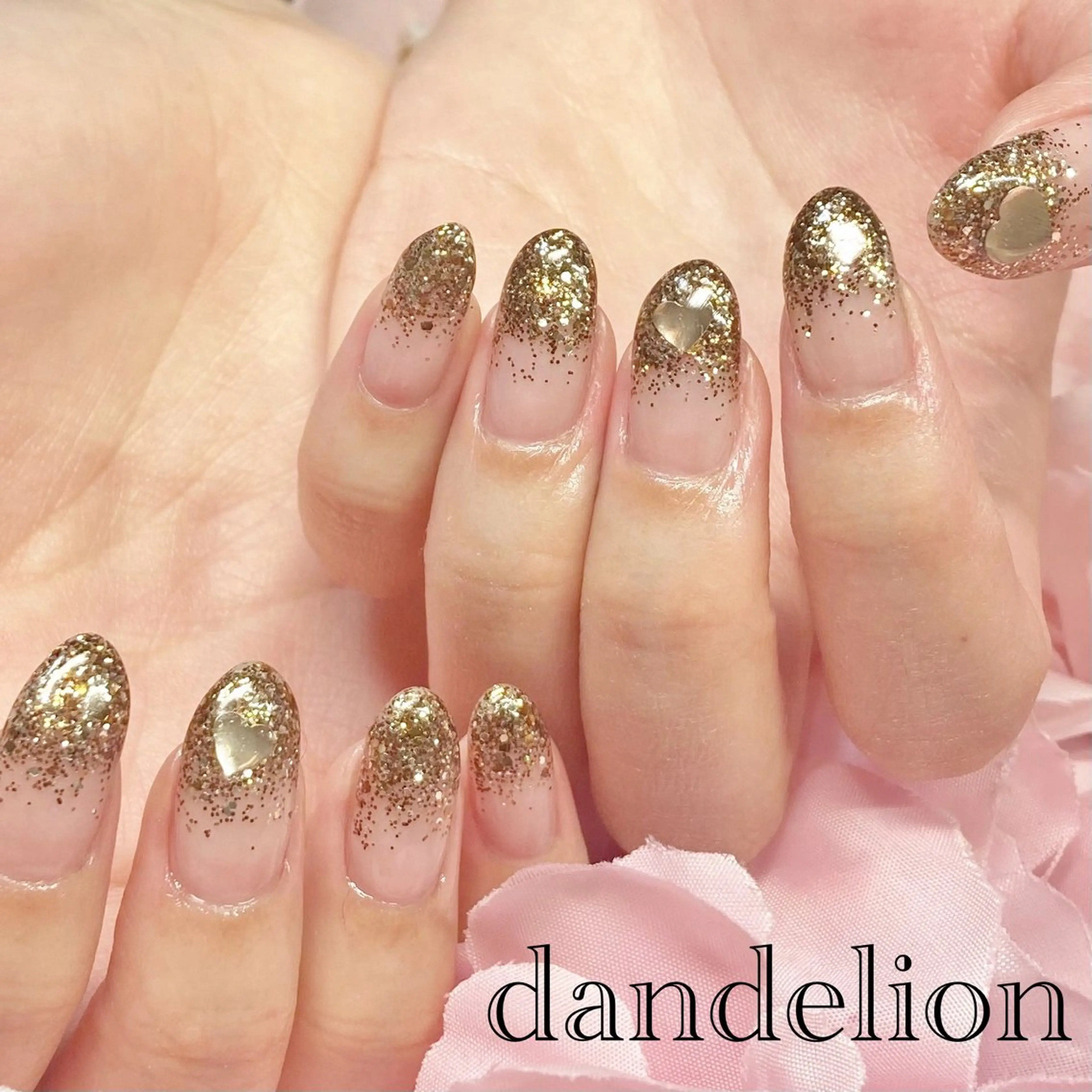 ネイル ハンドネイル ハンドケア dandelion ダンデライオンのネイルデザイン