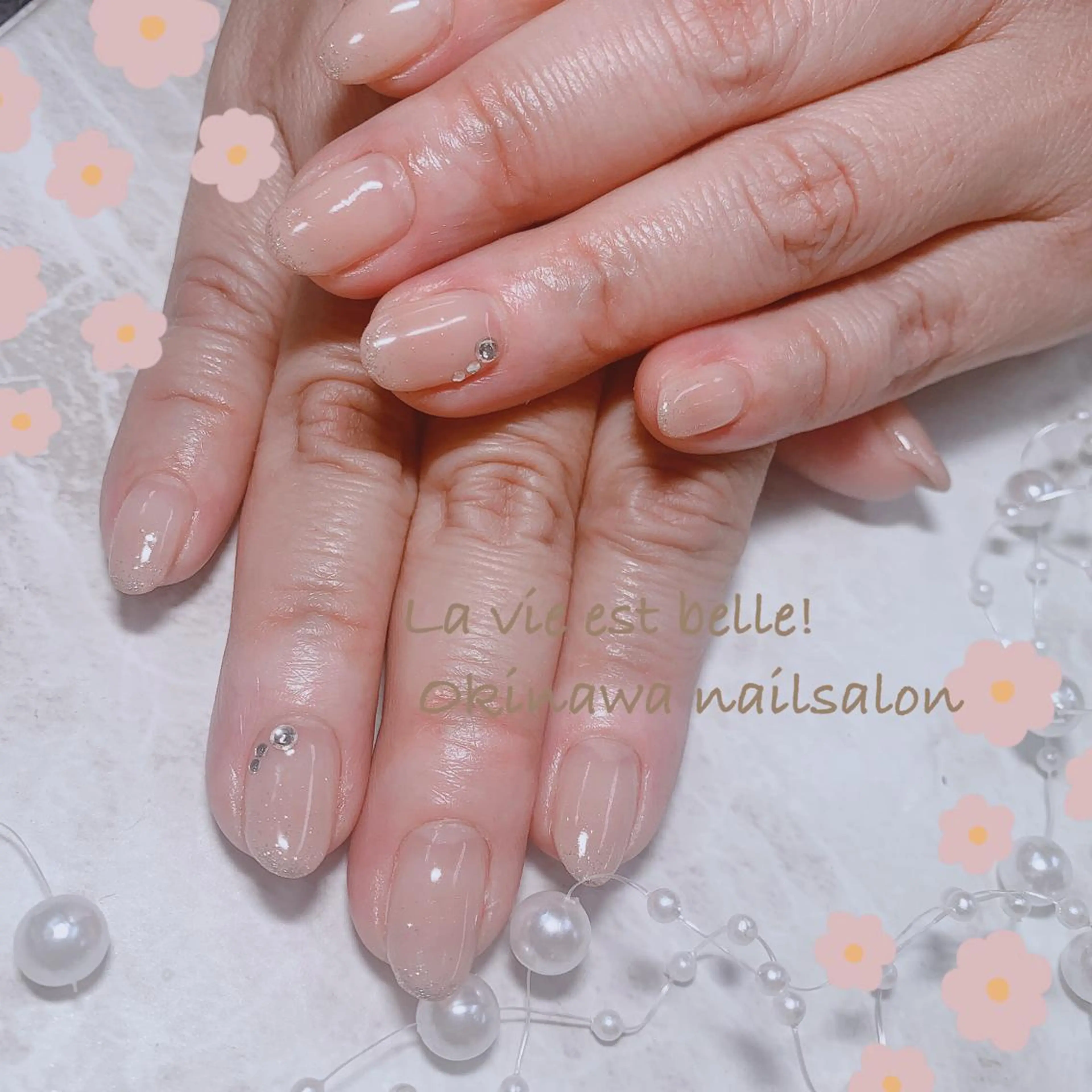 ネイル グラデーション シンプルネイル アトリエ ラヴィエベルのネイルデザイン