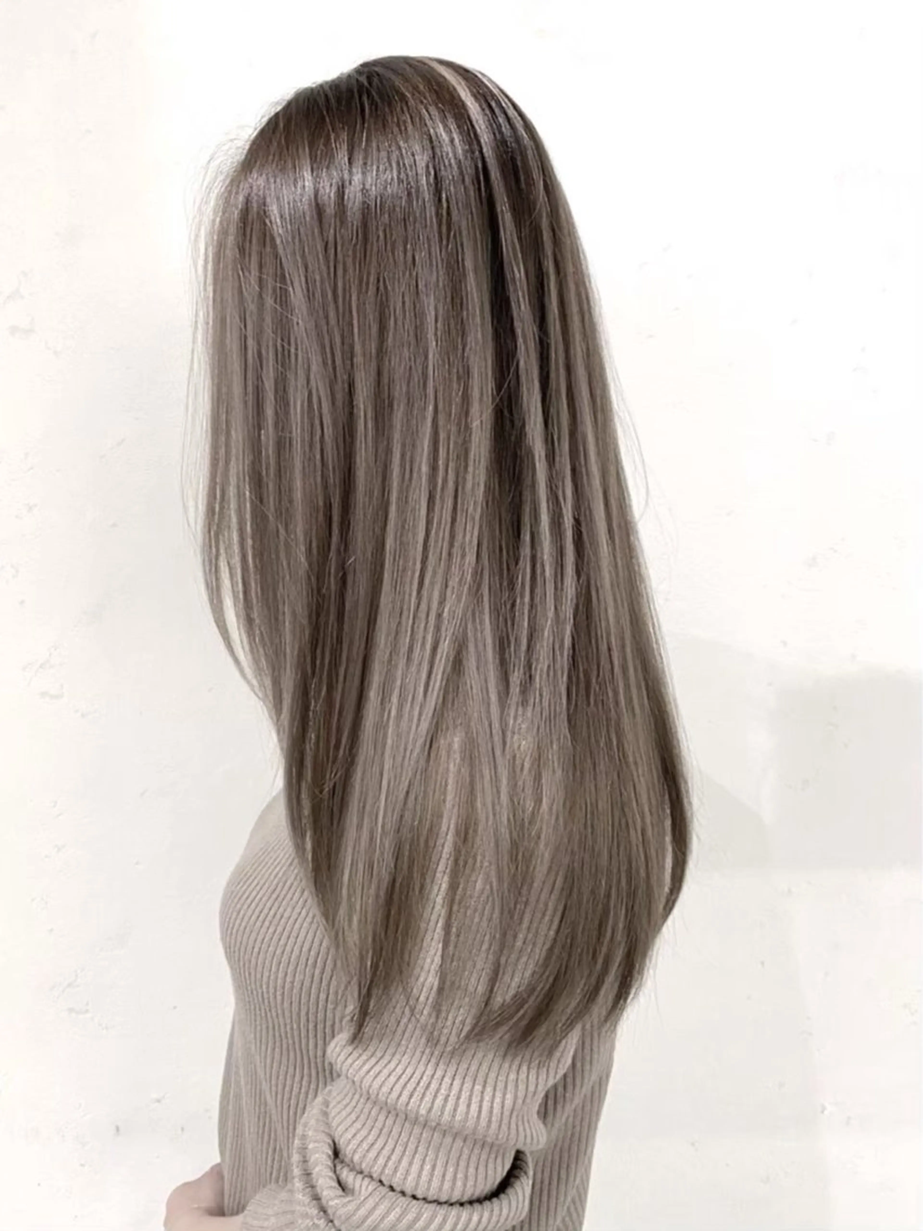 ロング カラー バレイヤージュ ブリーチ ケアブリーチ デザインカラー 髪質改善 京都駅/透明感カラー 🖤sakiのヘアスタイル