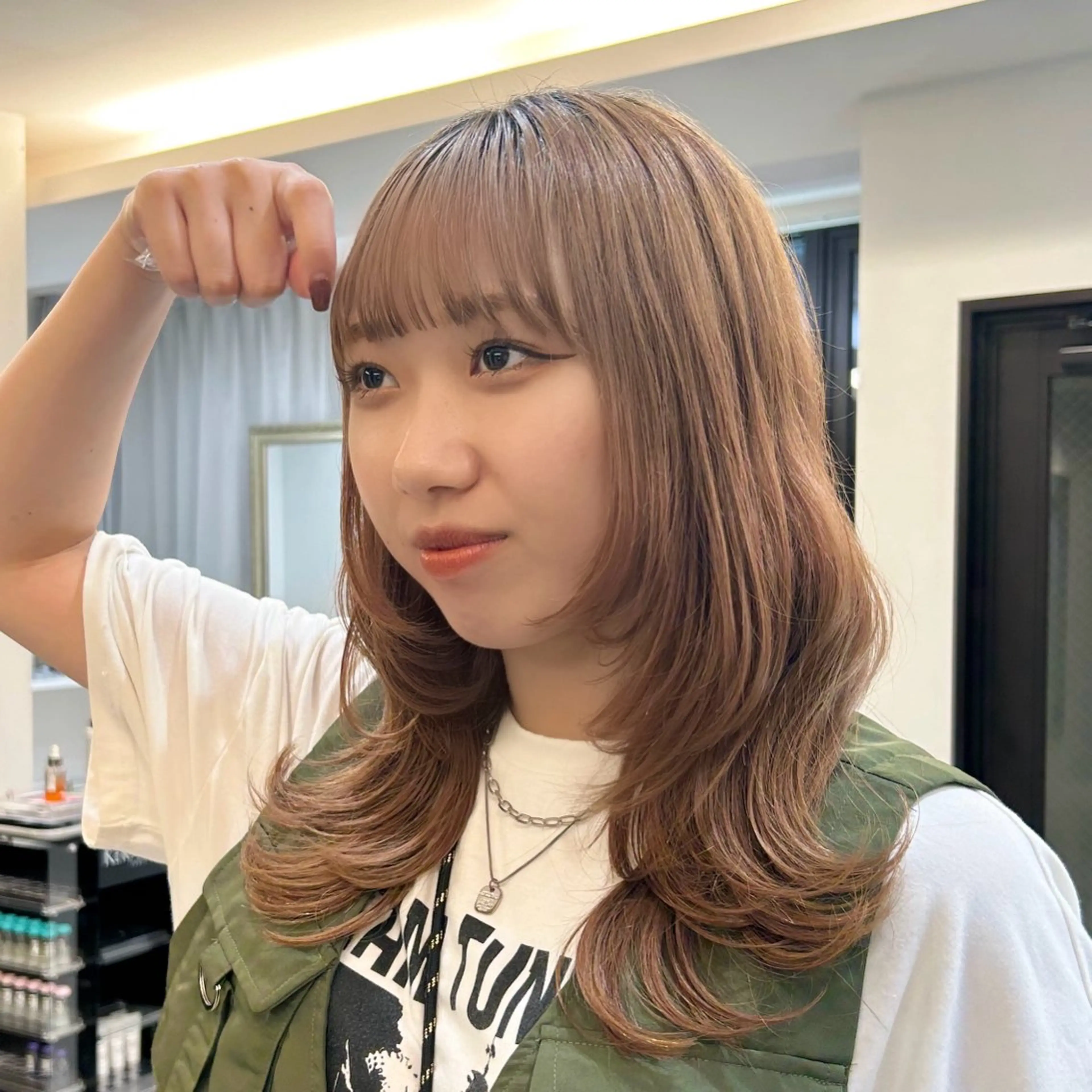 ロング 顔まわりレイヤー 顔周りカット レイヤーカット ウルフカット ウルフ/レイヤー /suzuhaのヘアスタイル