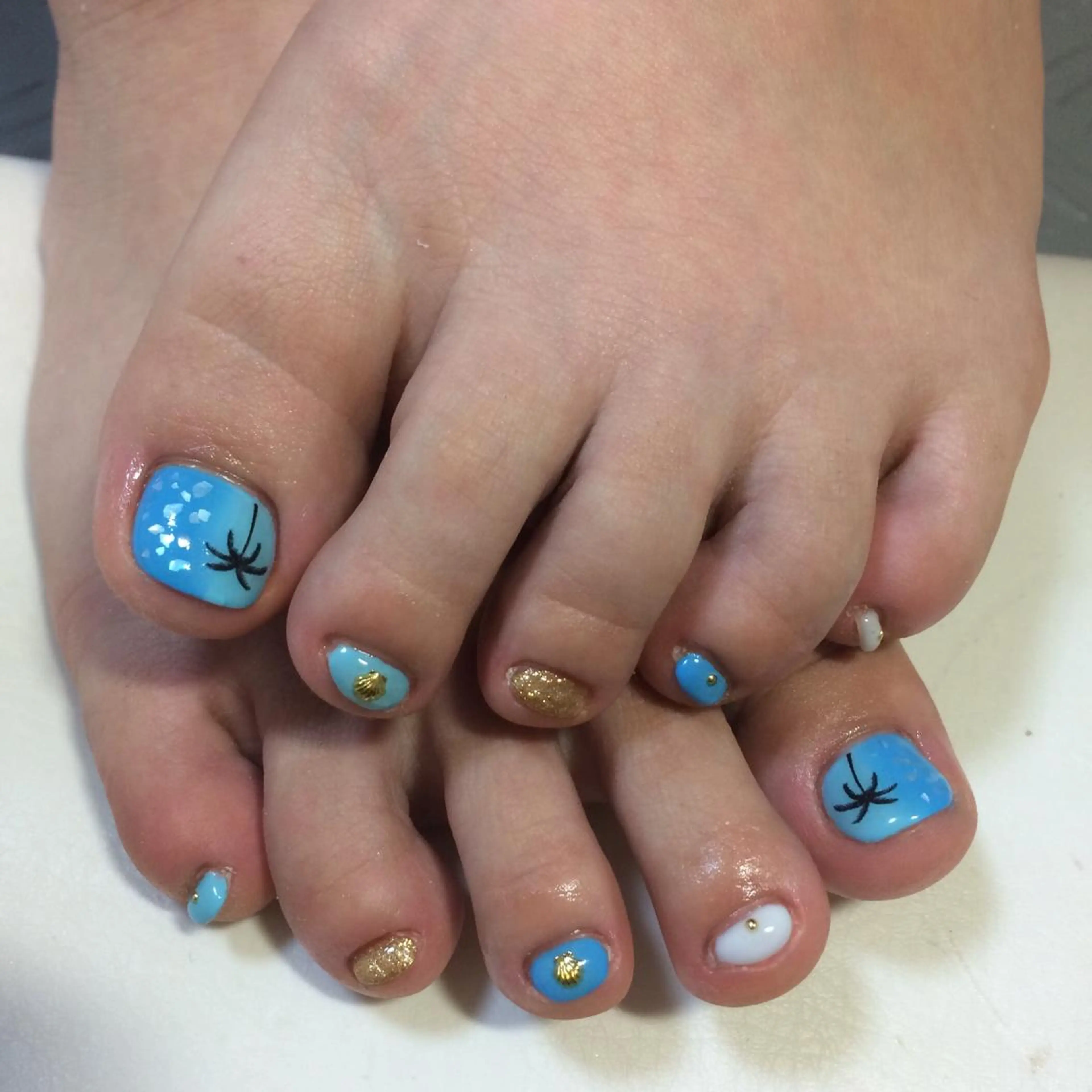 ネイル VIOLUS所属・VIOLUS 関目のネイルデザイン