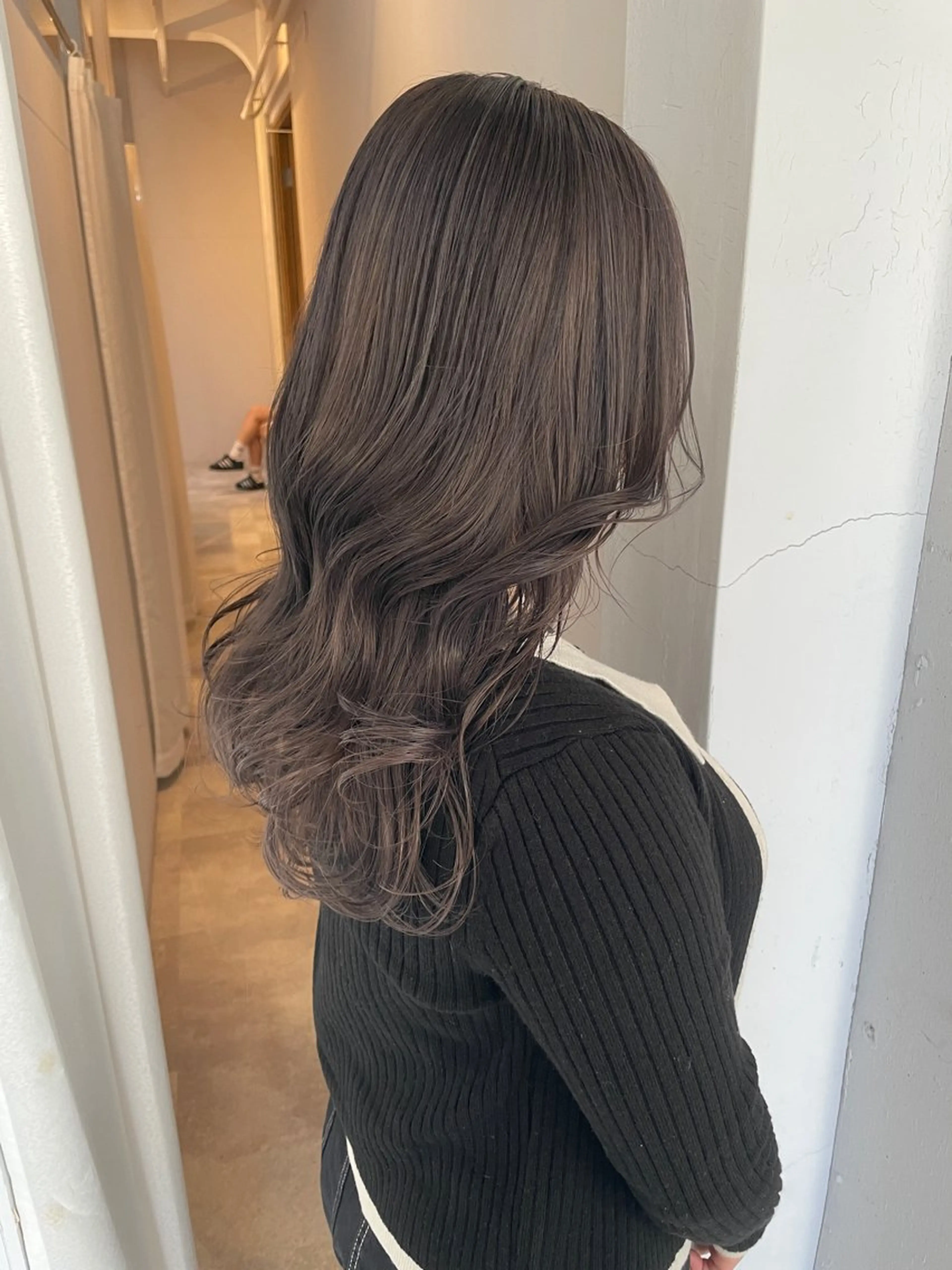 ミディアム 山岡 拓也のヘアスタイル