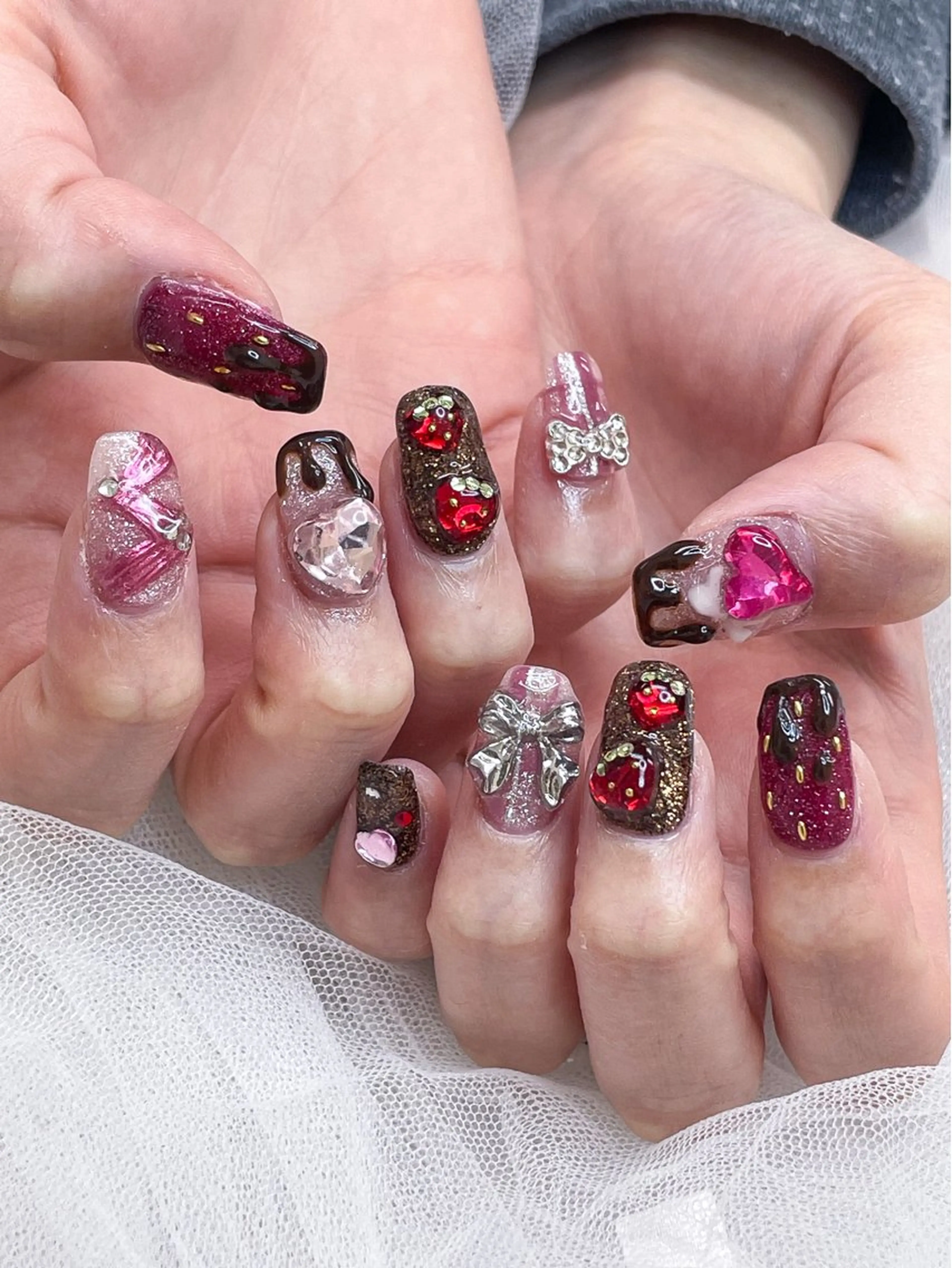 ネイル 持ち込み ハンドネイル 五十嵐 美智のネイルデザイン