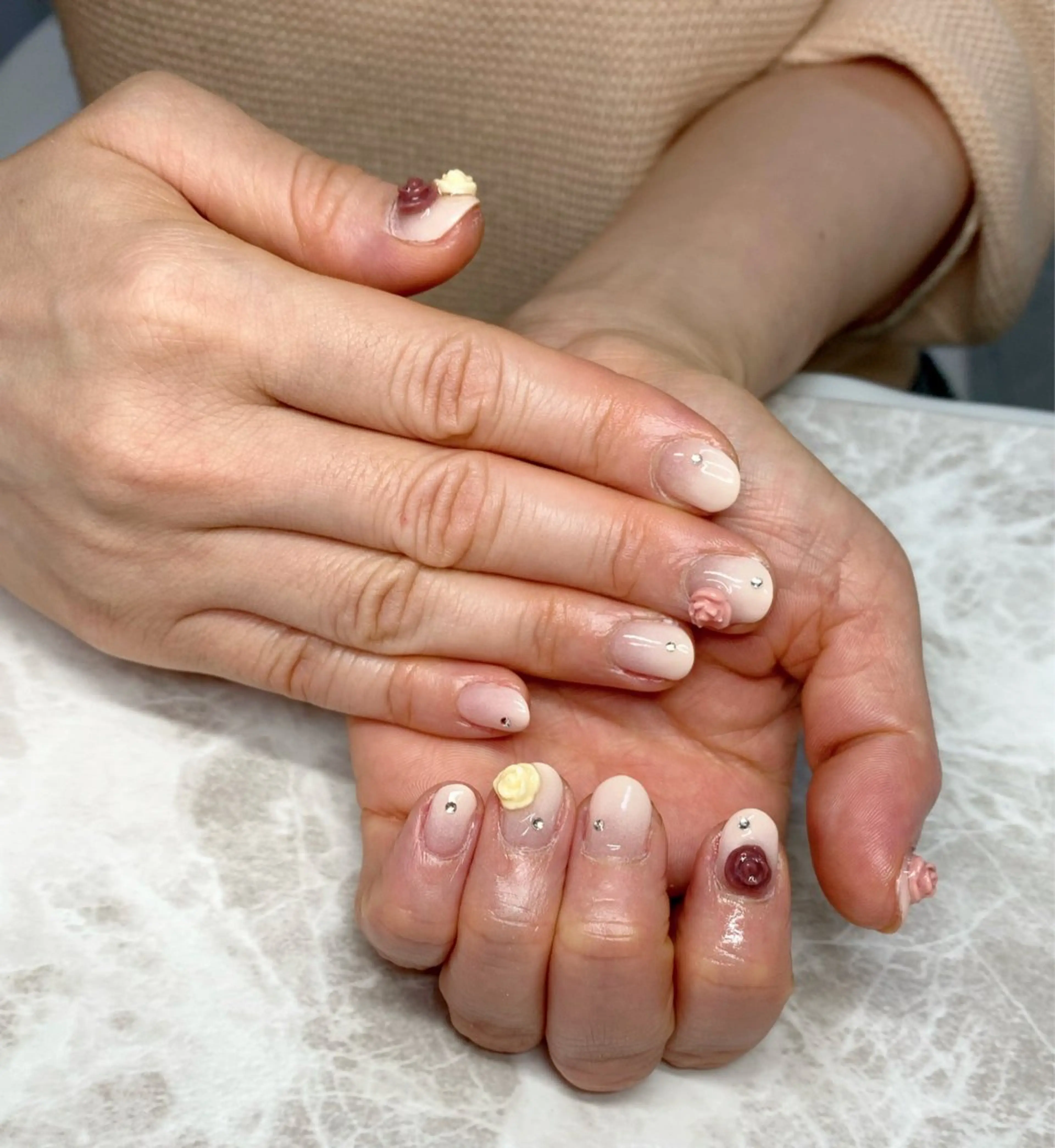 ネイル ハンドネイル ゆぴねいる yupinailのネイルデザイン