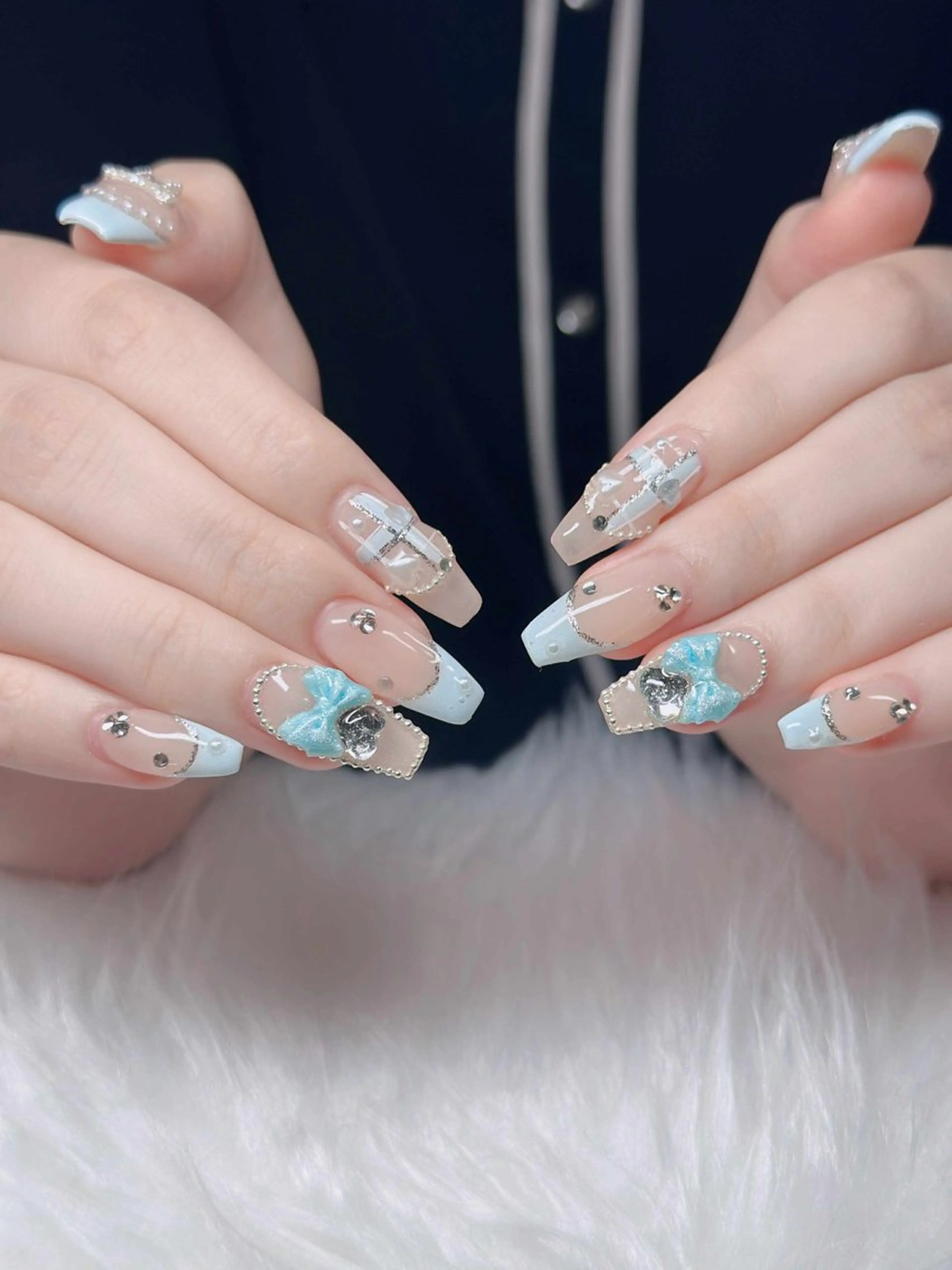 ネイル フレンチネイル ジェルネイル ハロウィン キラキラネイル 韓国ネイル ハンドネイル H.baby Nail Salonのネイルデザイン