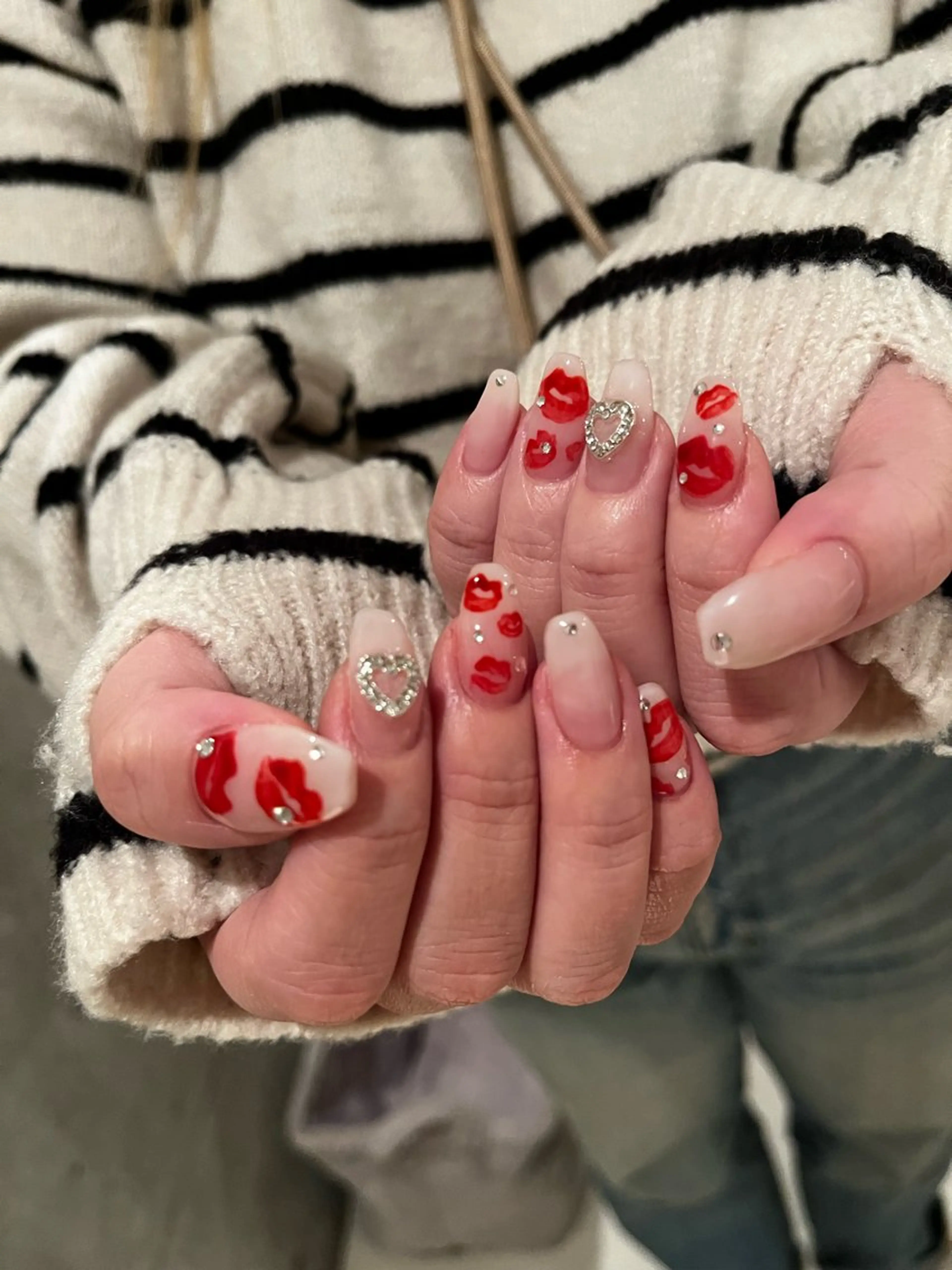 ネイル キラキラネイル 持ち込み ハンドネイル DariL Ayaのネイルデザイン