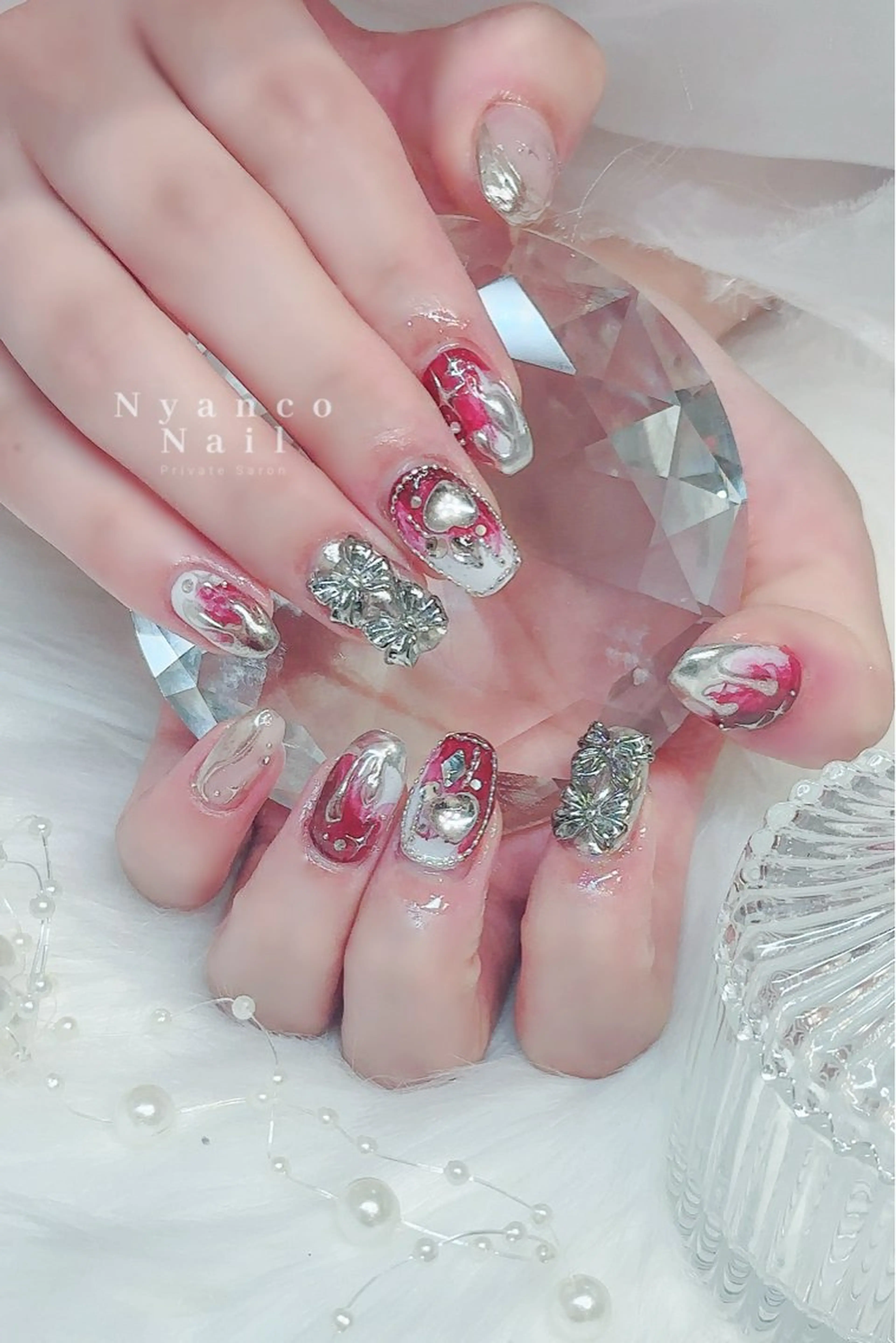 ネイル ジェルネイル 氷ネイル・うるうるネイル キラキラネイル ロングネイル ミラーネイル Nyanco Nailのネイルデザイン