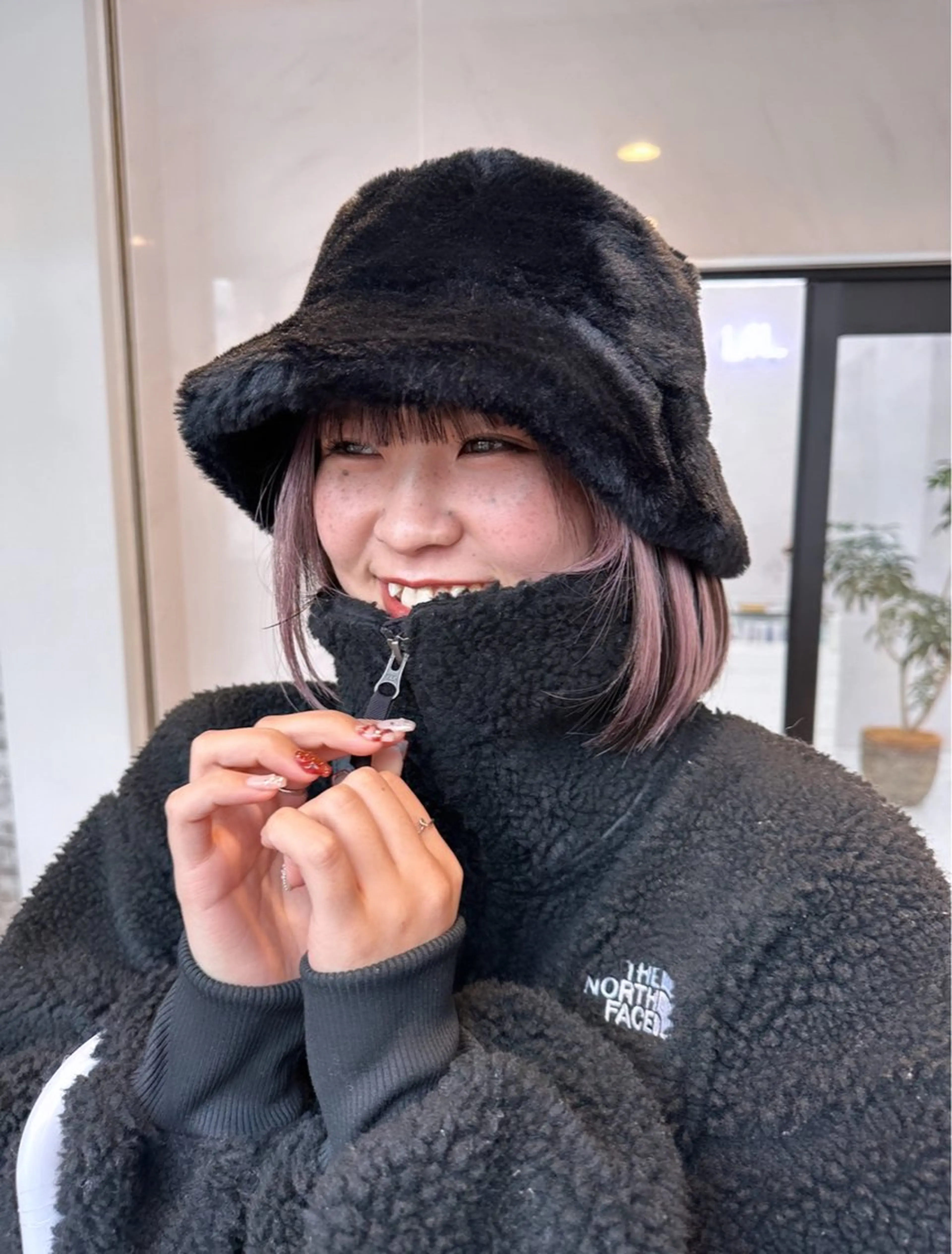 ミディアム カラー ヘアアレンジ TAKUMAブリーチ /切りっぱなし🪽のヘアスタイル