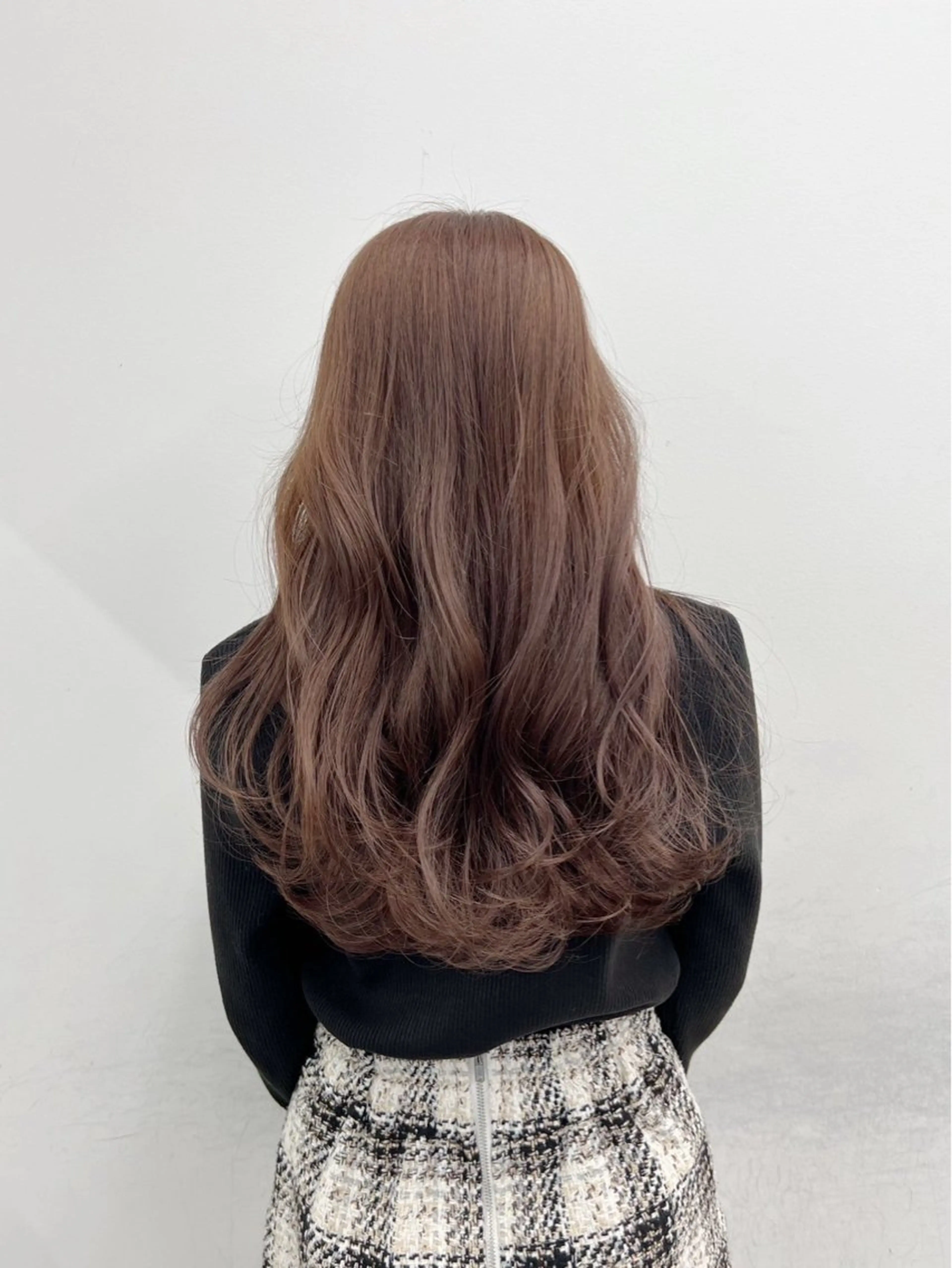 ロング カラー カット トリートメント ✩.*Aise⟡.· 艶カラー🐈‍⬛🩶のヘアスタイル