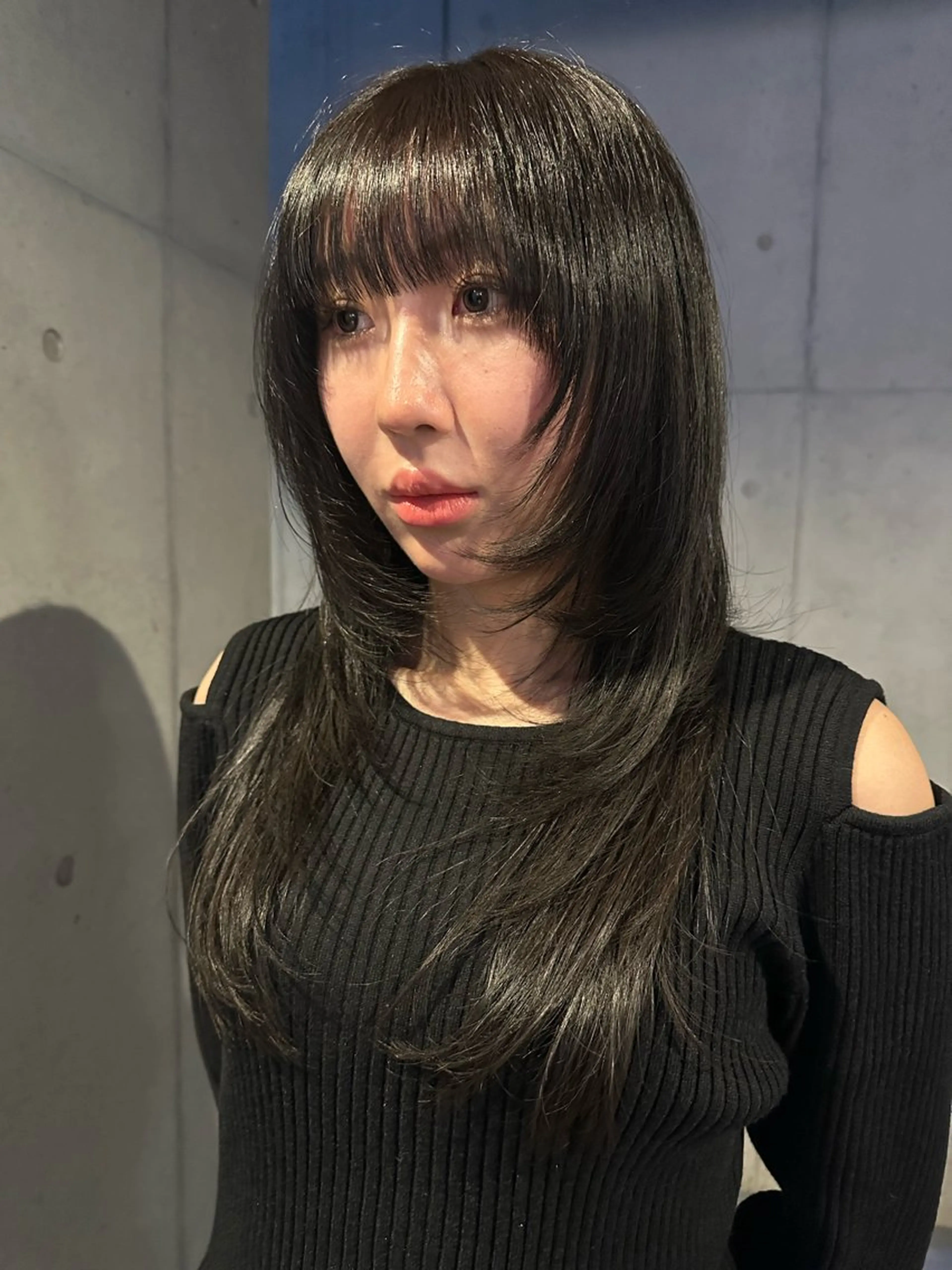セミロング カラー アッシュ ダークアッシュ 顔まわりレイヤー レイヤーカット カット ヘアカラー 似合わせウルフ/ レイヤー/山本祐輔のヘアスタイル