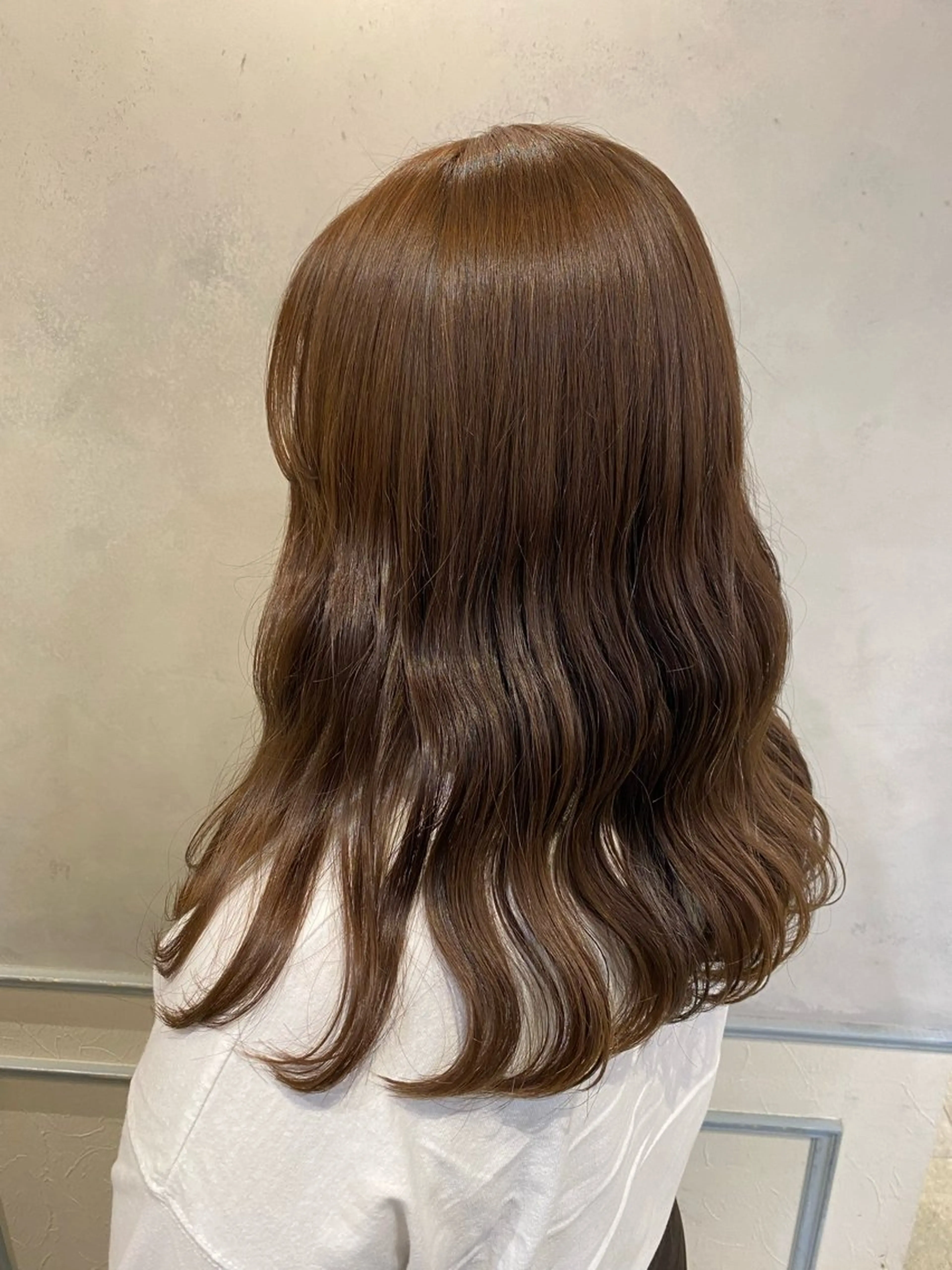 セミロング カラー ブリーチ ブリーチなしカラー 池西 佳穂のヘアスタイル