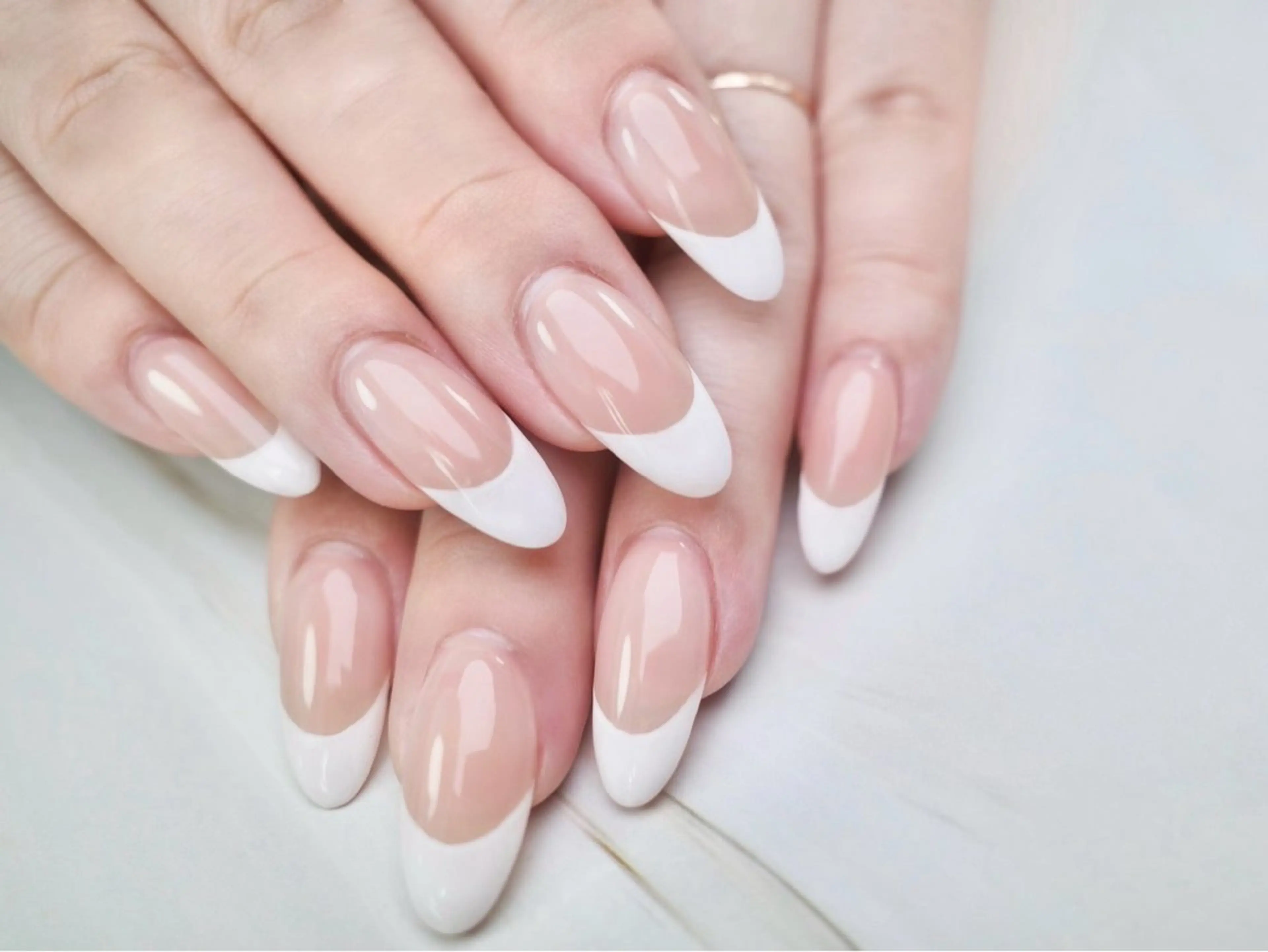 (オフ有無OK）【モデル様募集】フレンチネイル✨技術向上のため研修ネイリストが担当！の写真