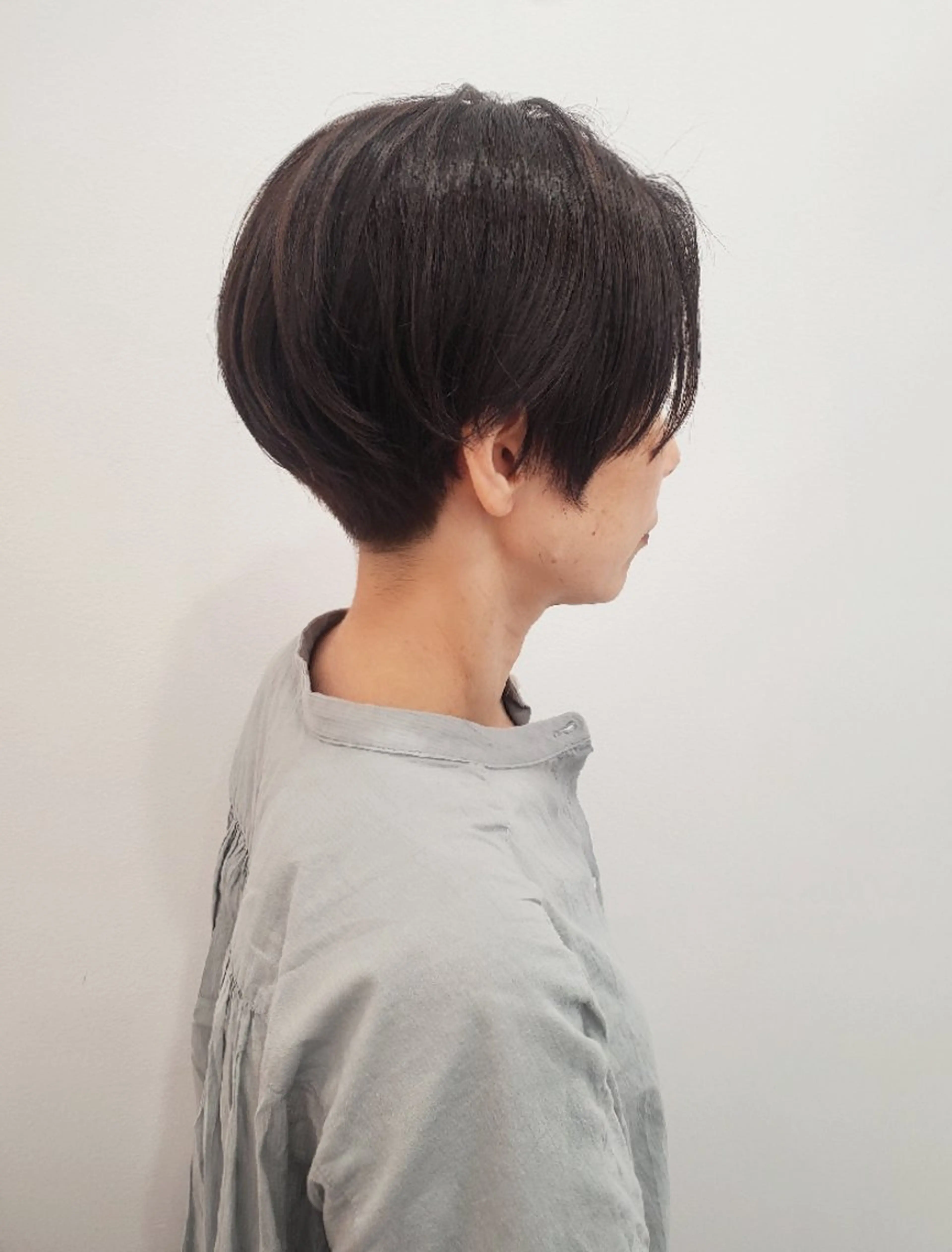 ショート カラー ショートヘア 齋藤 愛美のヘアスタイル