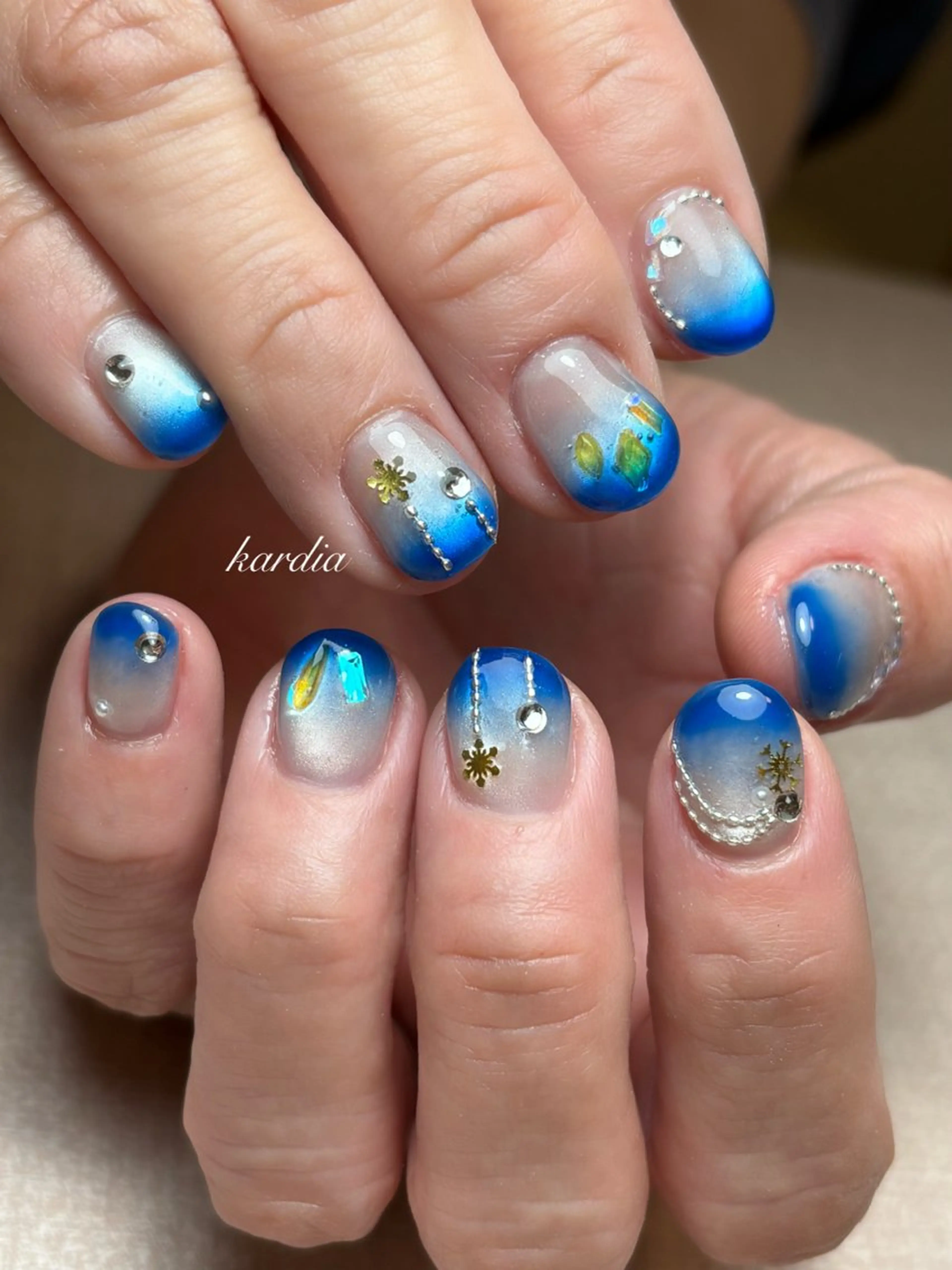 ネイル καρδιά -ｶﾙﾃﾞｨｱ-のネイルデザイン