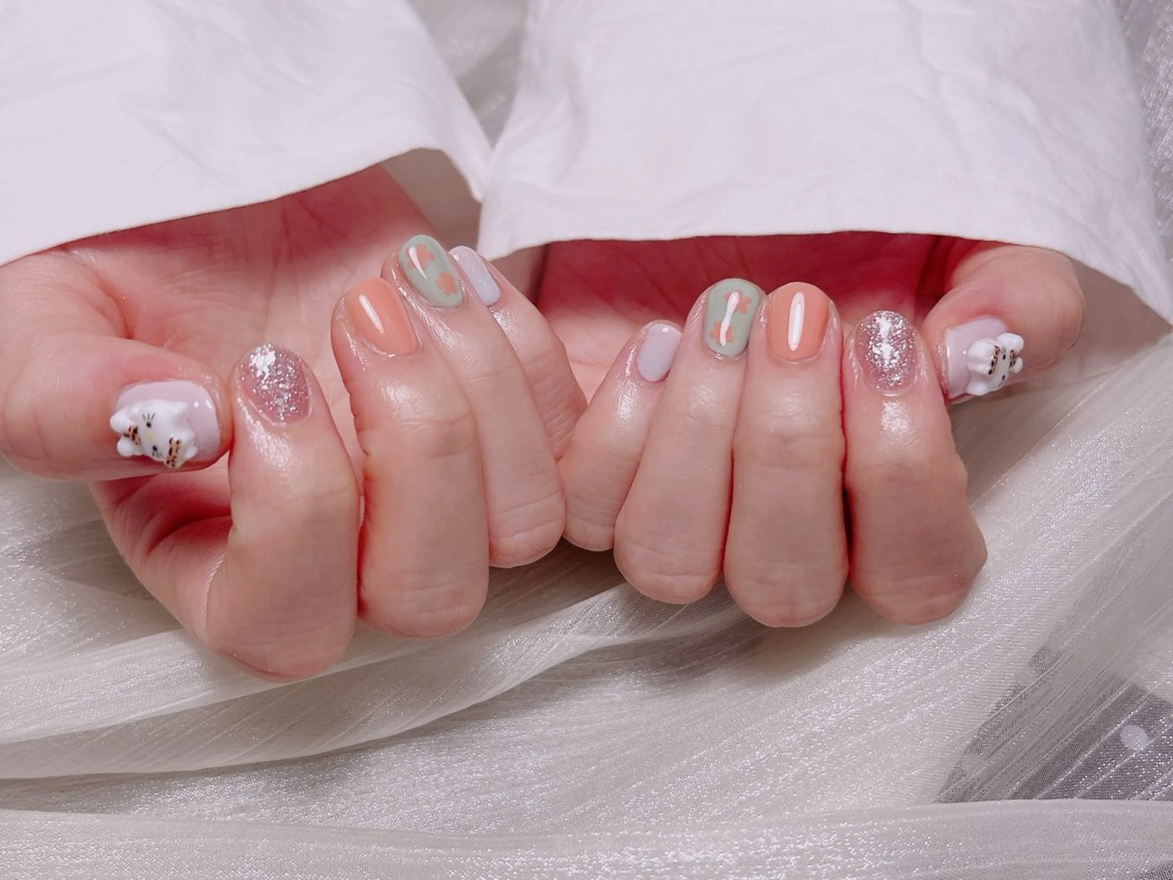 ネイル ハンドネイル KARI ネイルサロンのネイルデザイン