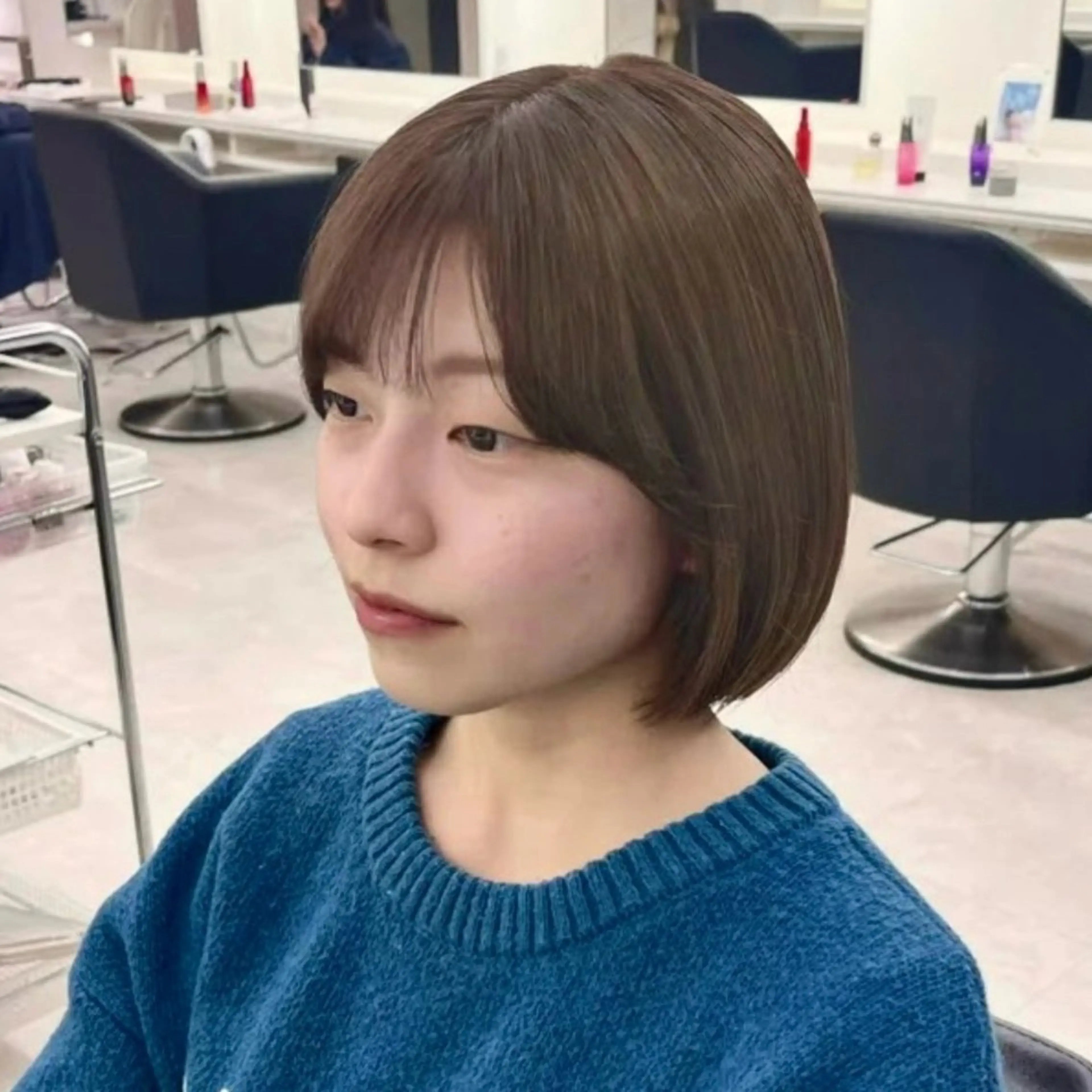 ミディアム カラー カット Parve Mix 森 美遥🇰🇷🩶のヘアスタイル