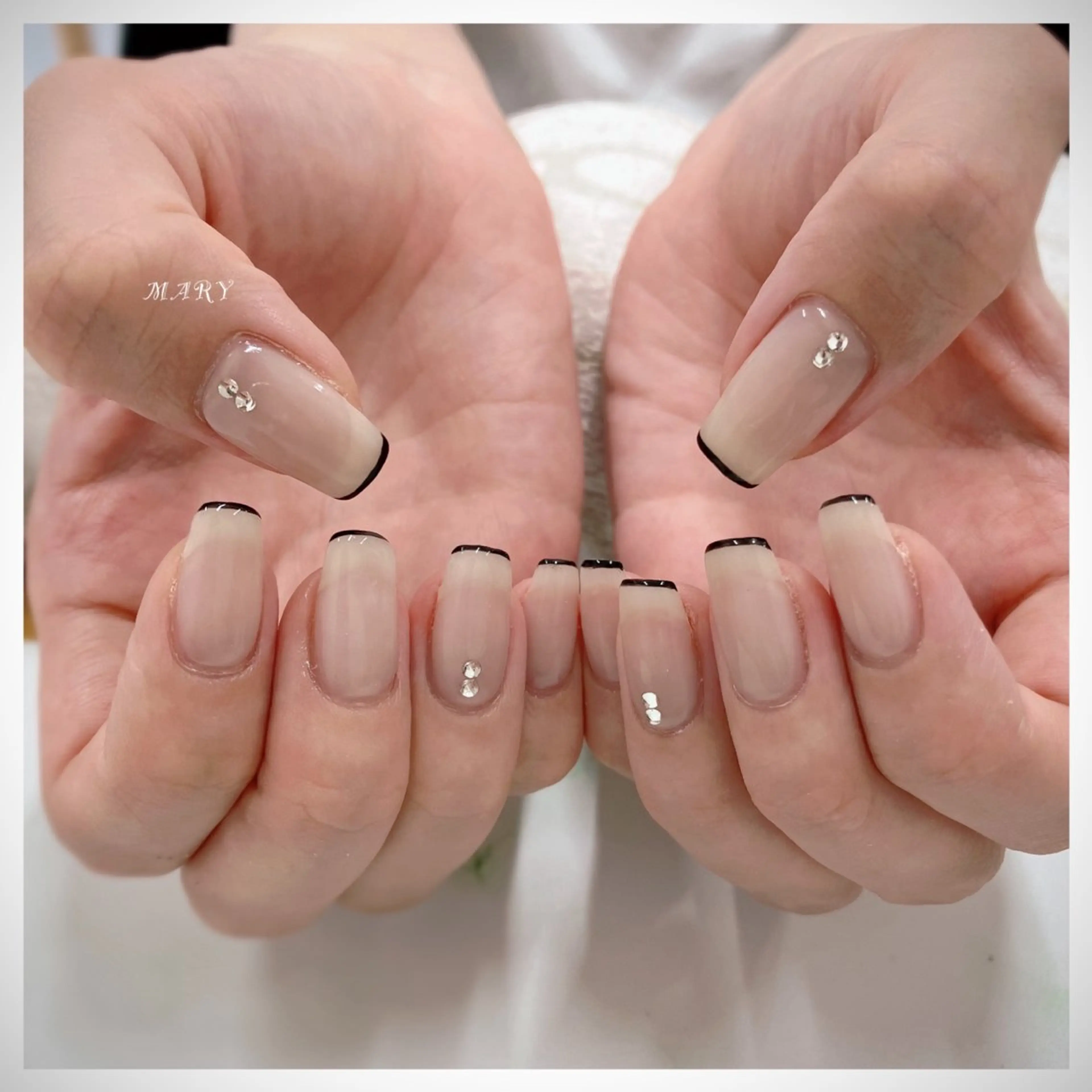 ネイル フレンチネイル ニュアンスネイル ワンカラーネイル スクエアネイル ハンドネイル Mary nail .narumiのネイルデザイン