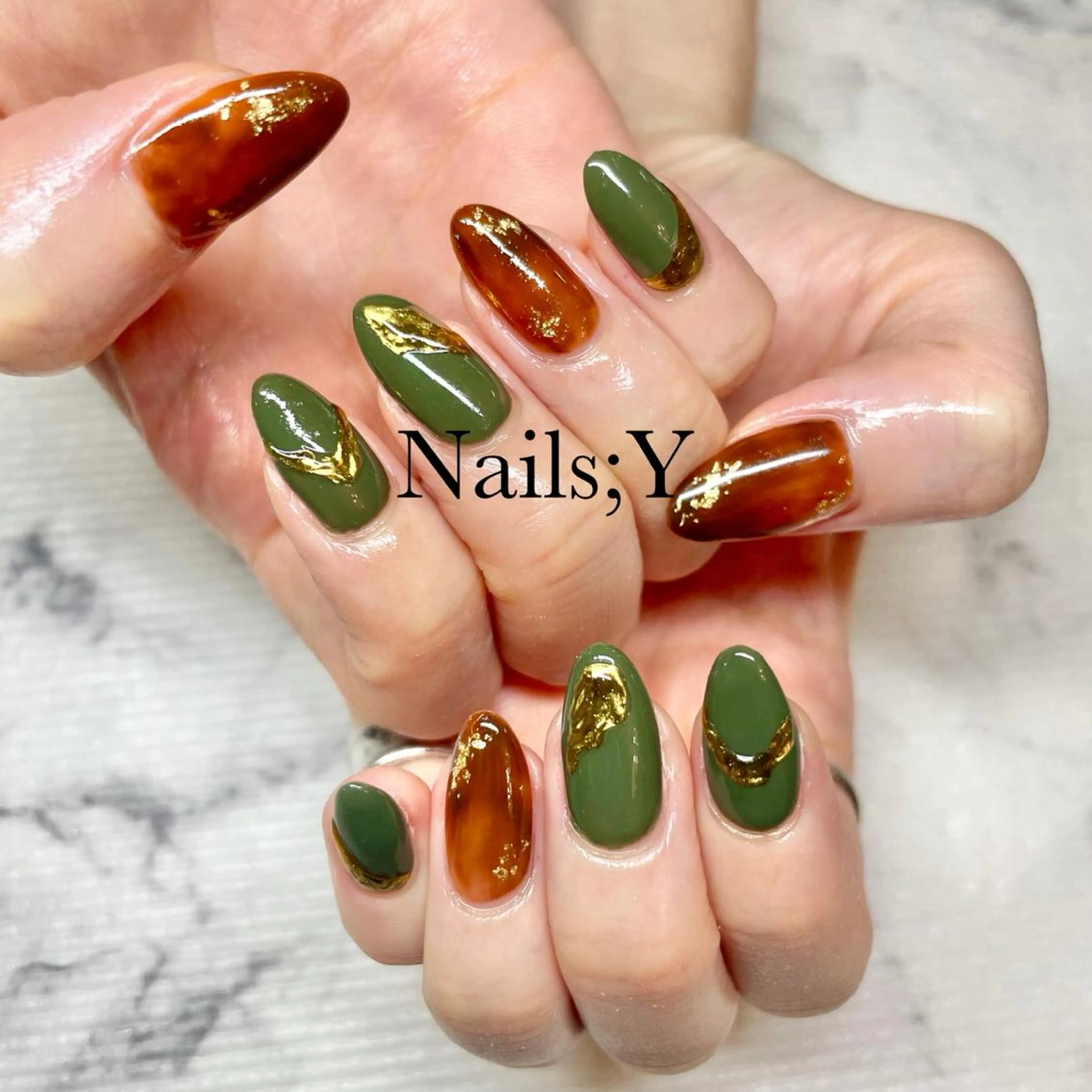 ネイル アートネイル べっ甲ネイル ゴールド ミラーネイル ハンドネイル yo koのネイルデザイン
