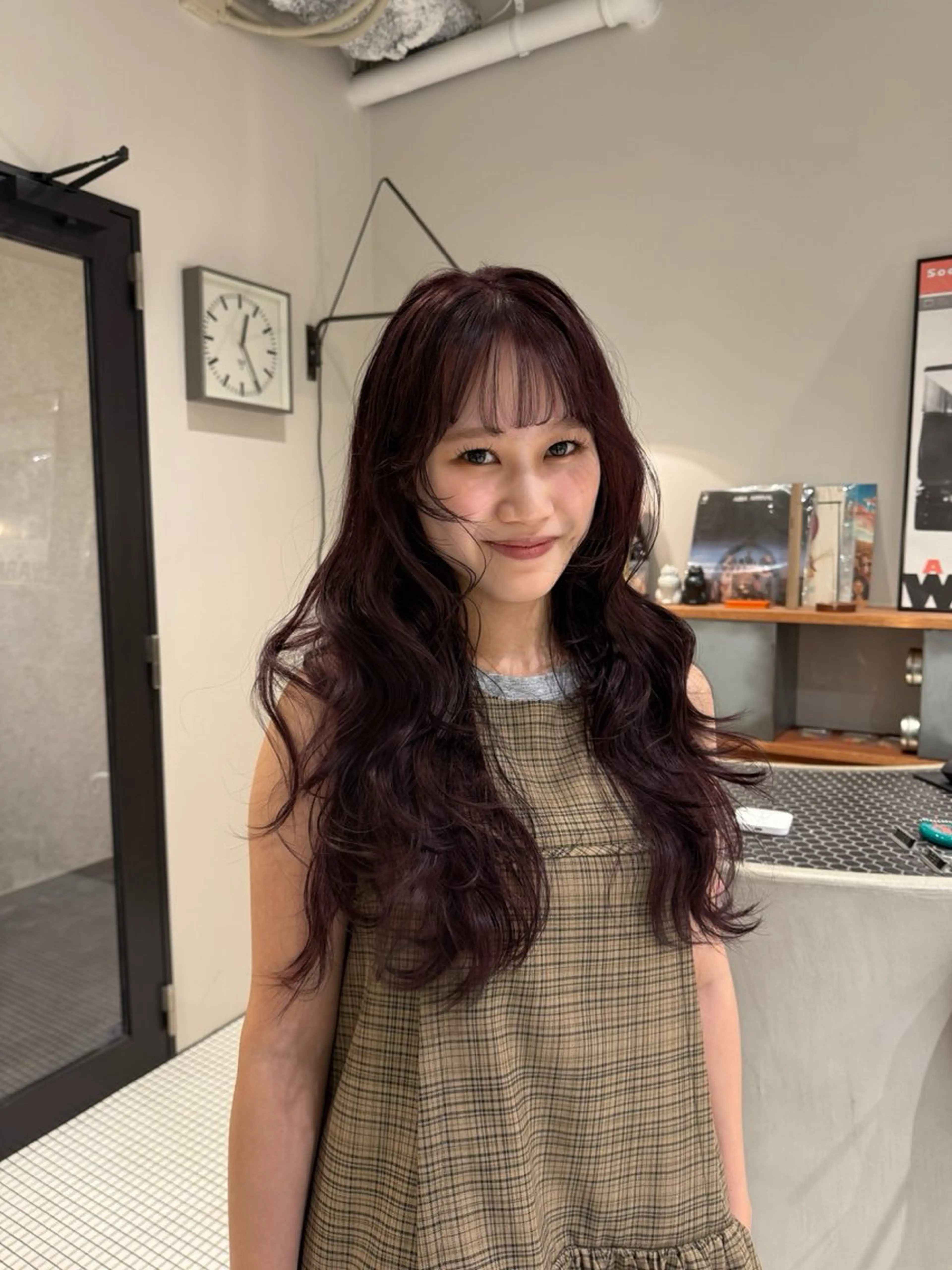 ロング カラー ブラウンカラー レッドカラー レッドブラウン カット ヘアカラー トリートメント コノカ/暖色カラー/ 透明感カラーのヘアスタイル
