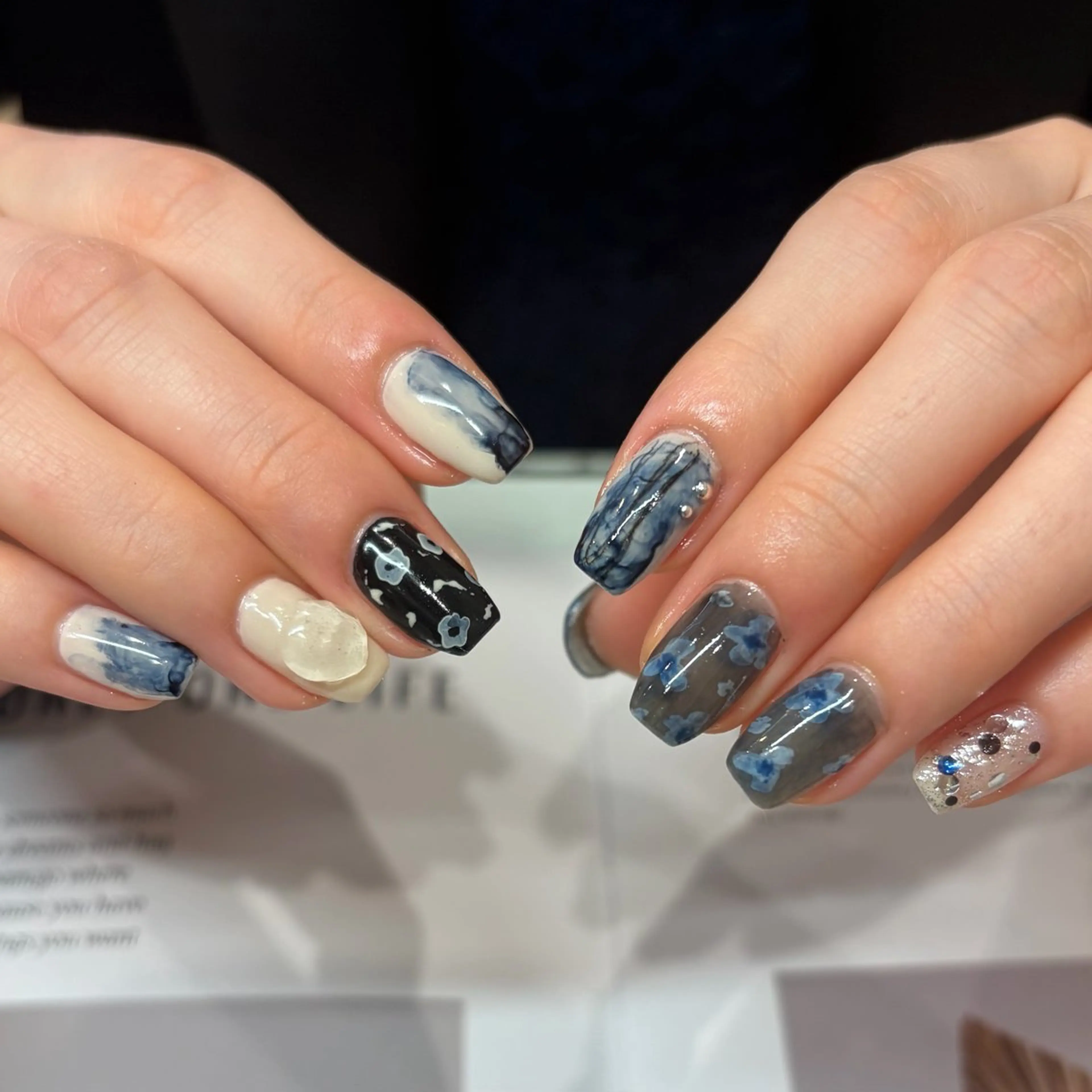 ネイル ハンドネイル Allure MIZUKIのネイルデザイン