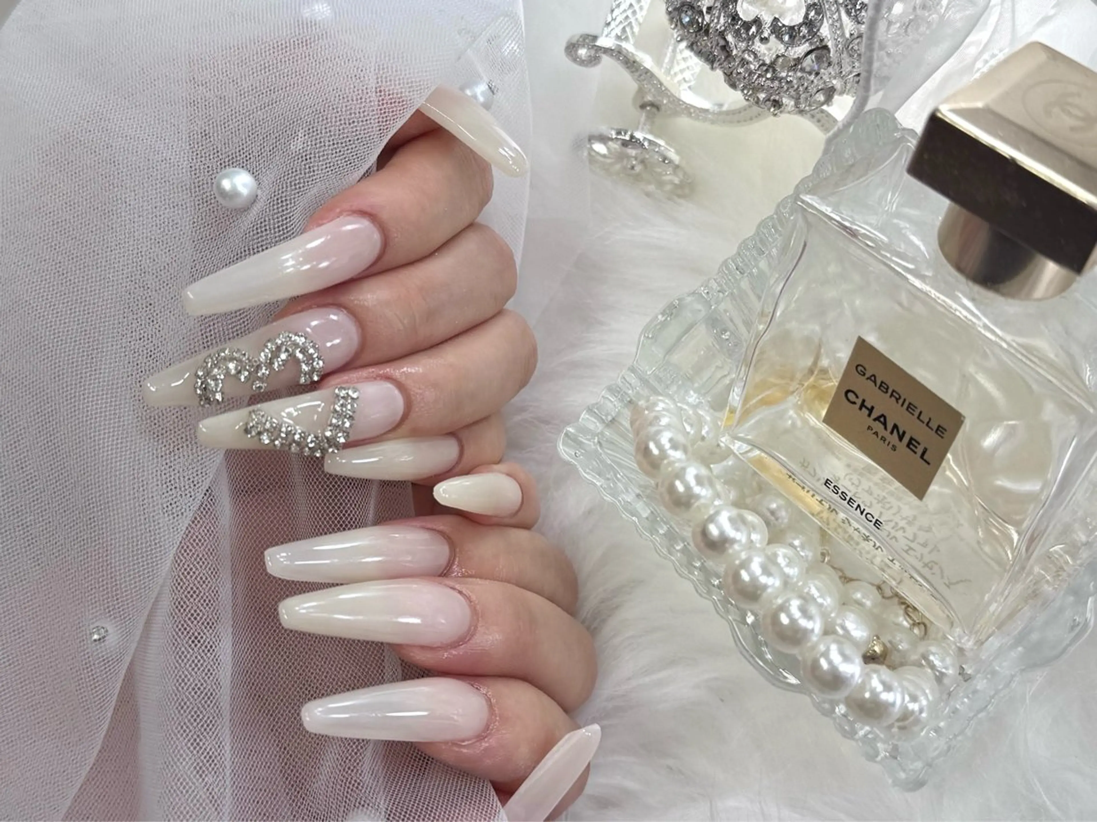 ネイル ロングネイル ハンドネイル 🫧Rio🫧ネイル /渋谷🫧ワンホンのネイルデザイン