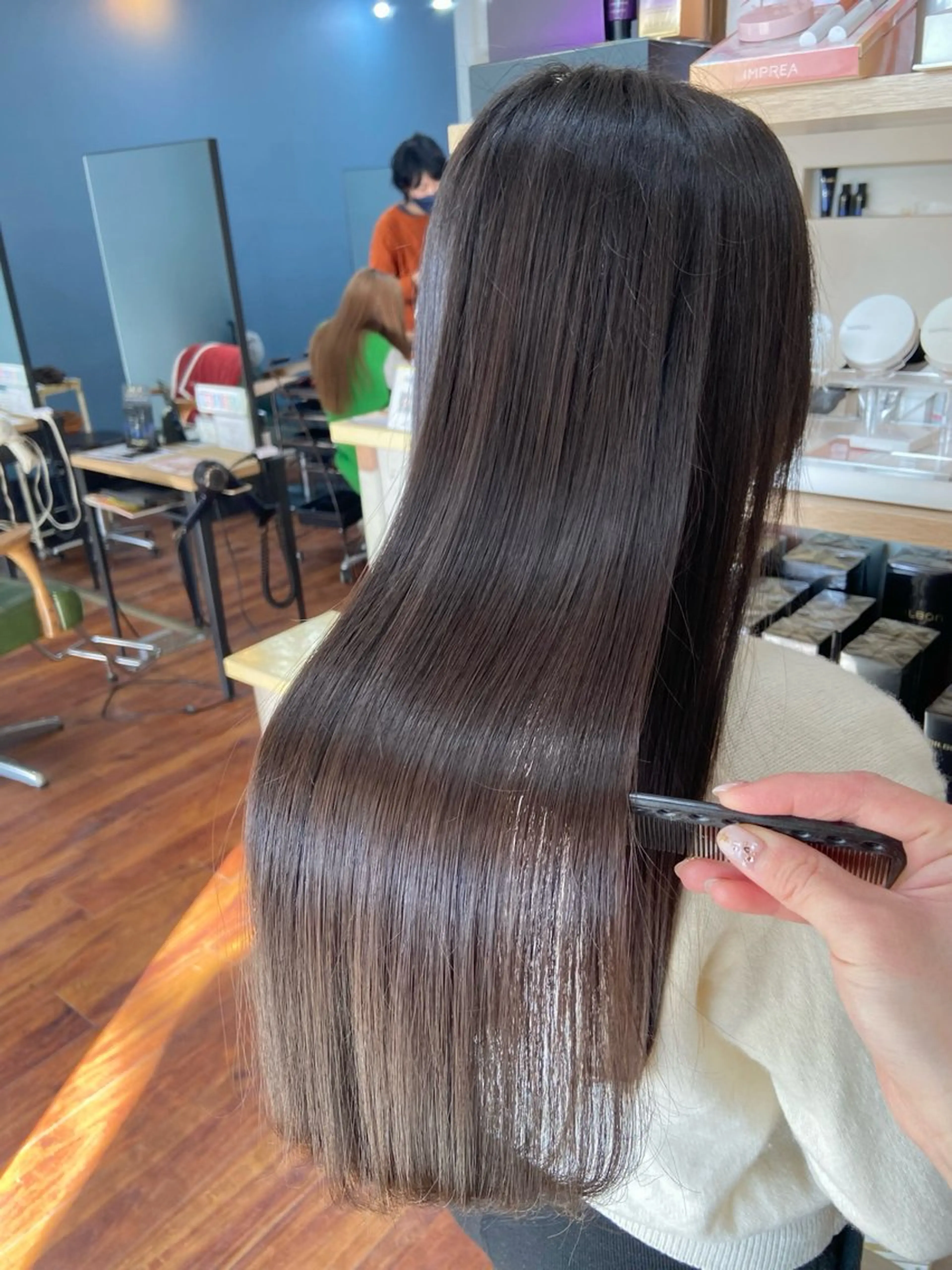 ロング カット 縮毛矯正 トリートメント 髪質改善/透明感 カラー/西川奈穂のヘアスタイル