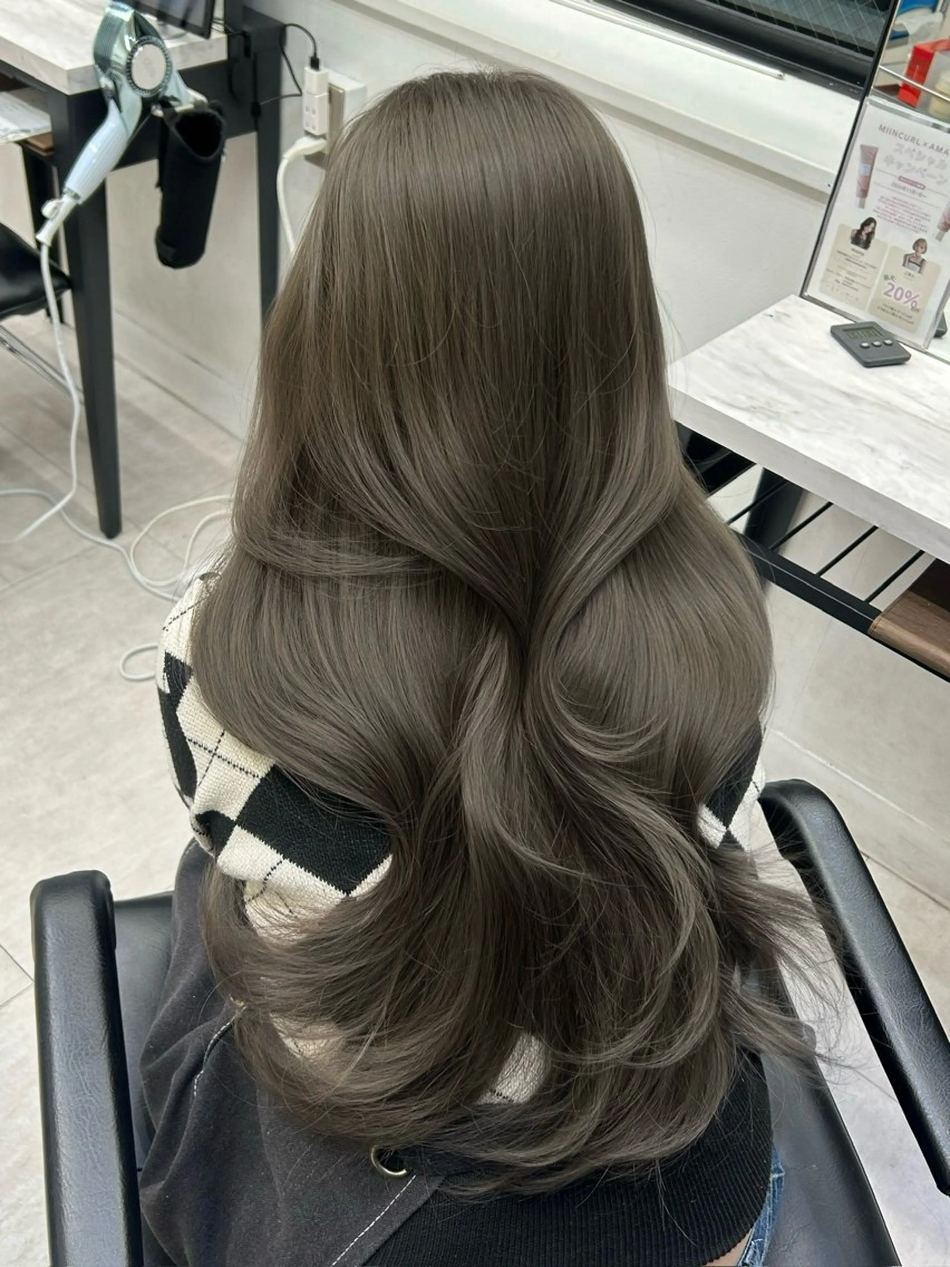 ロング カラー カット ヘアカラー トリートメント 透明感カラー 古山 結季🌙🖤のヘアスタイル