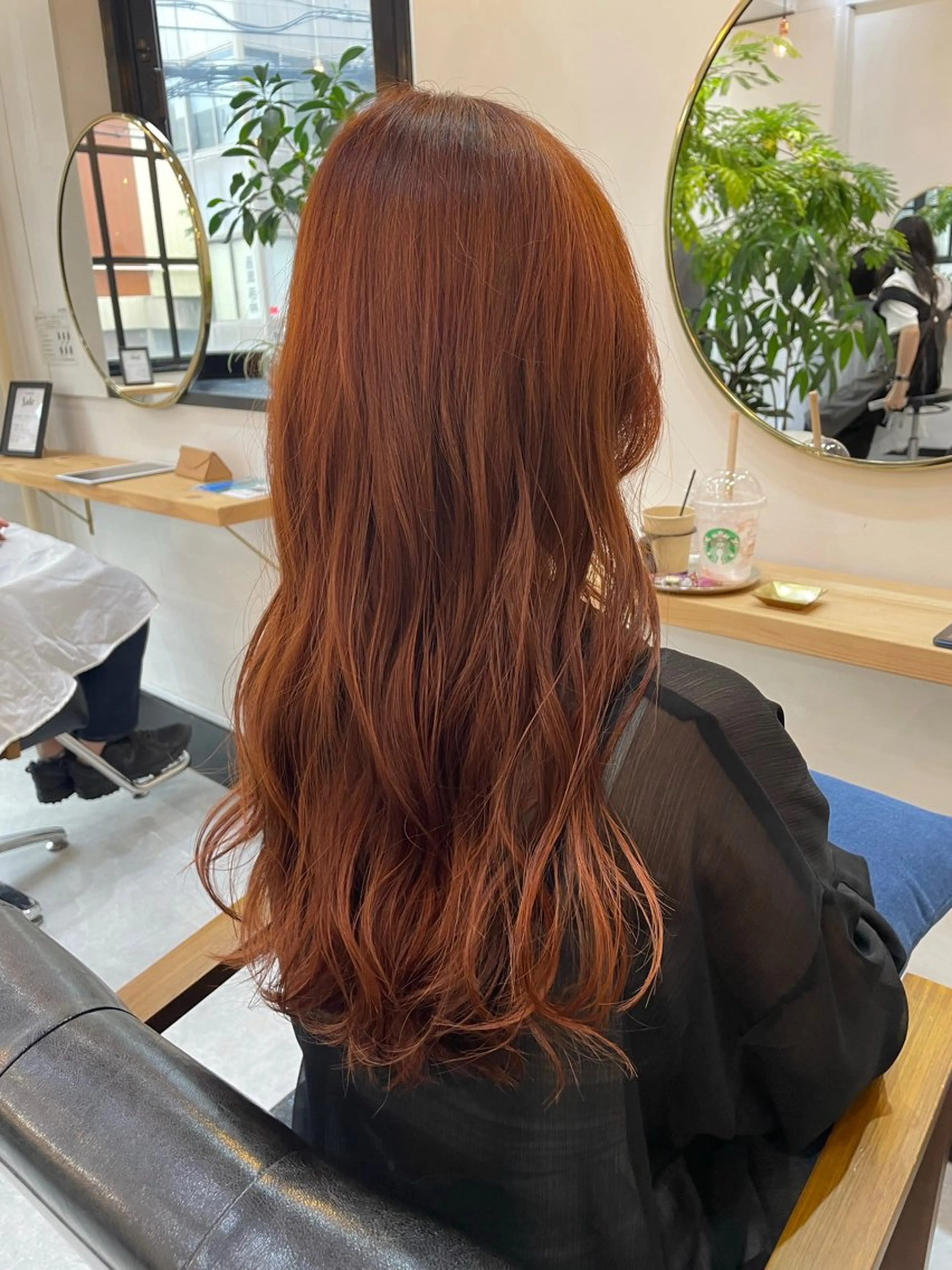 ロング カラー 高梨 菜々のヘアスタイル