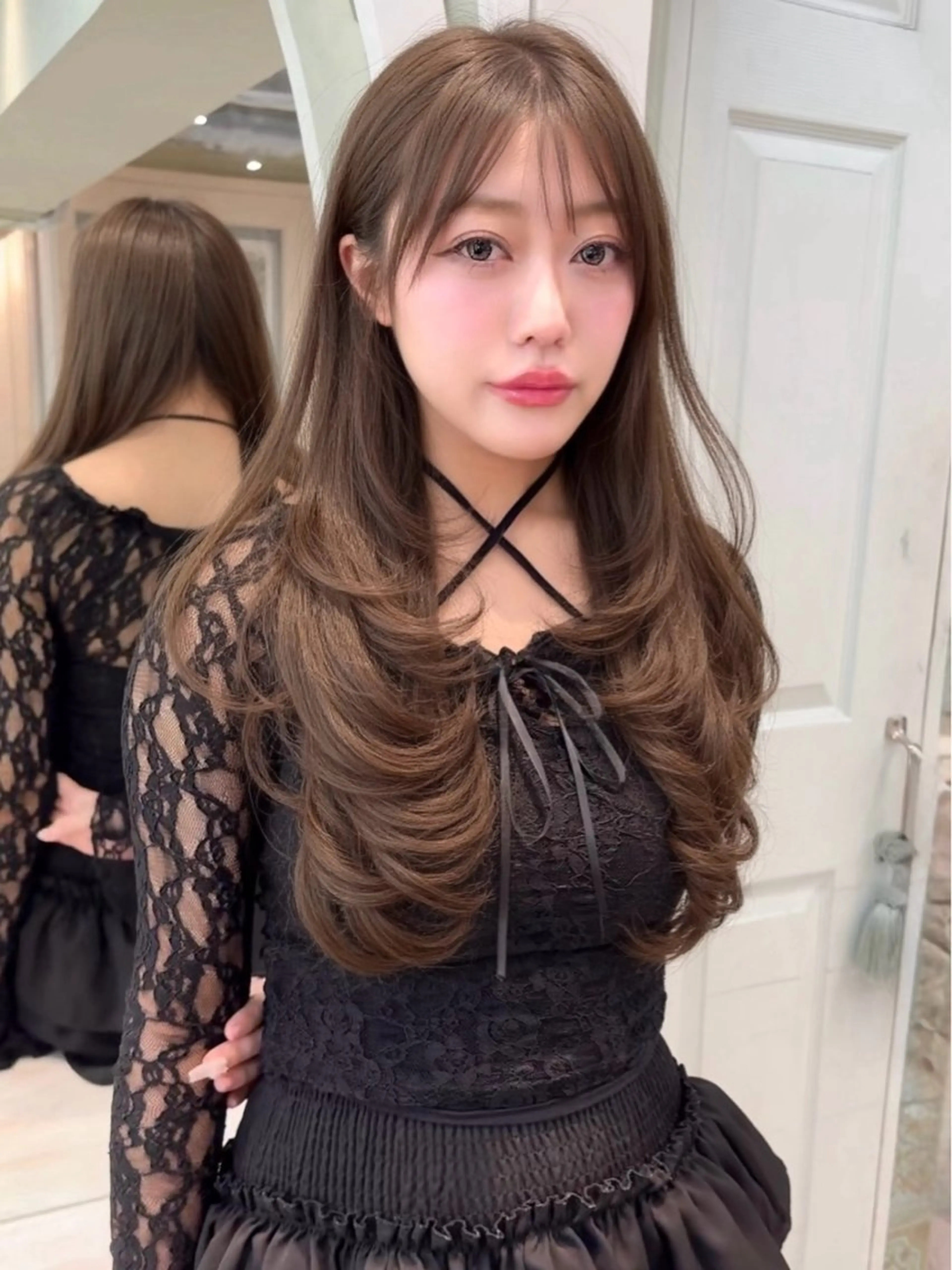 ミディアム カラー カット ヘアカラー トリートメント 木屋元一/透明感 /前髪/ショートボブのヘアスタイル