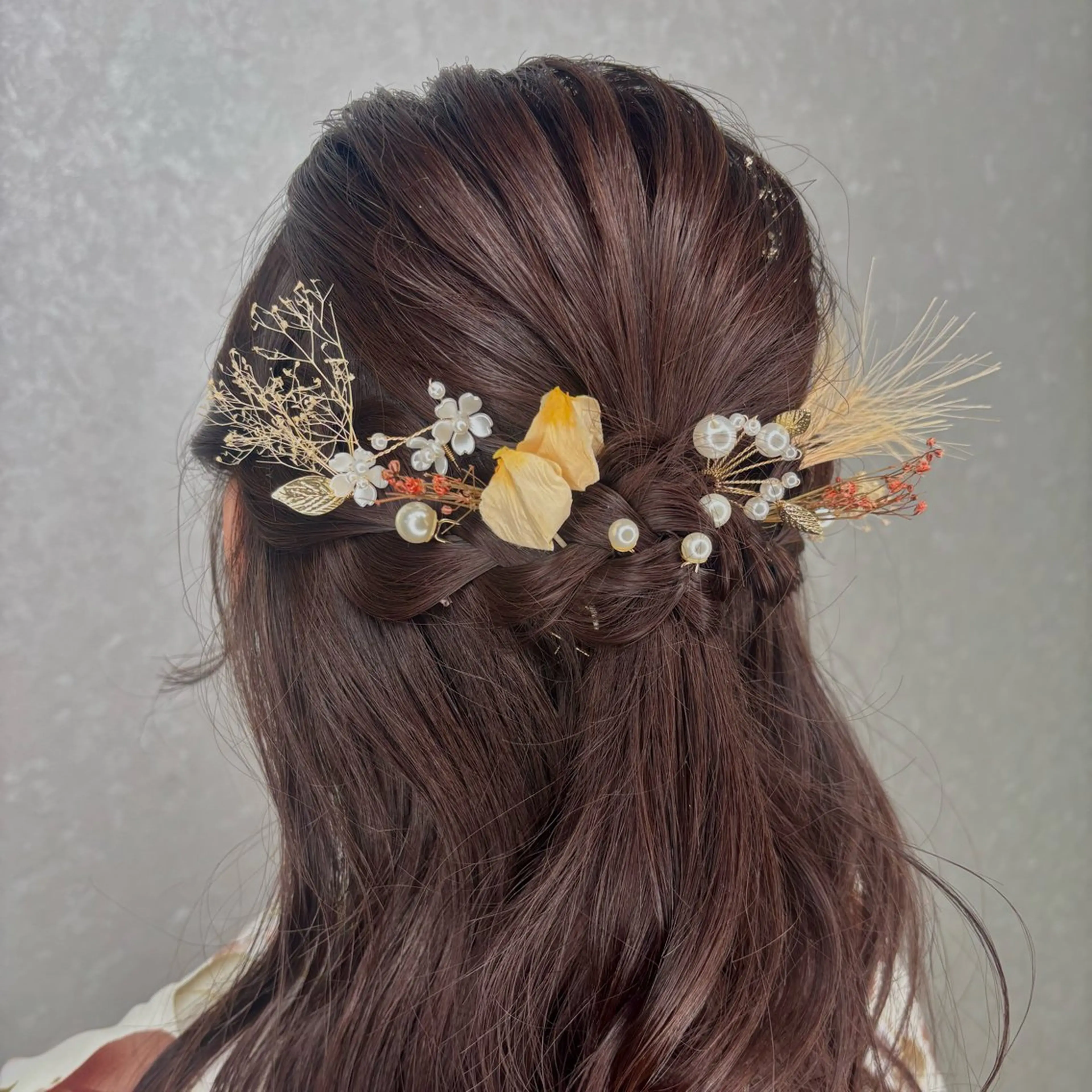 ヘアアレンジ 卒業式のヘアスタイル 🫧水越 結菜☁️⸝⋆のヘアスタイル