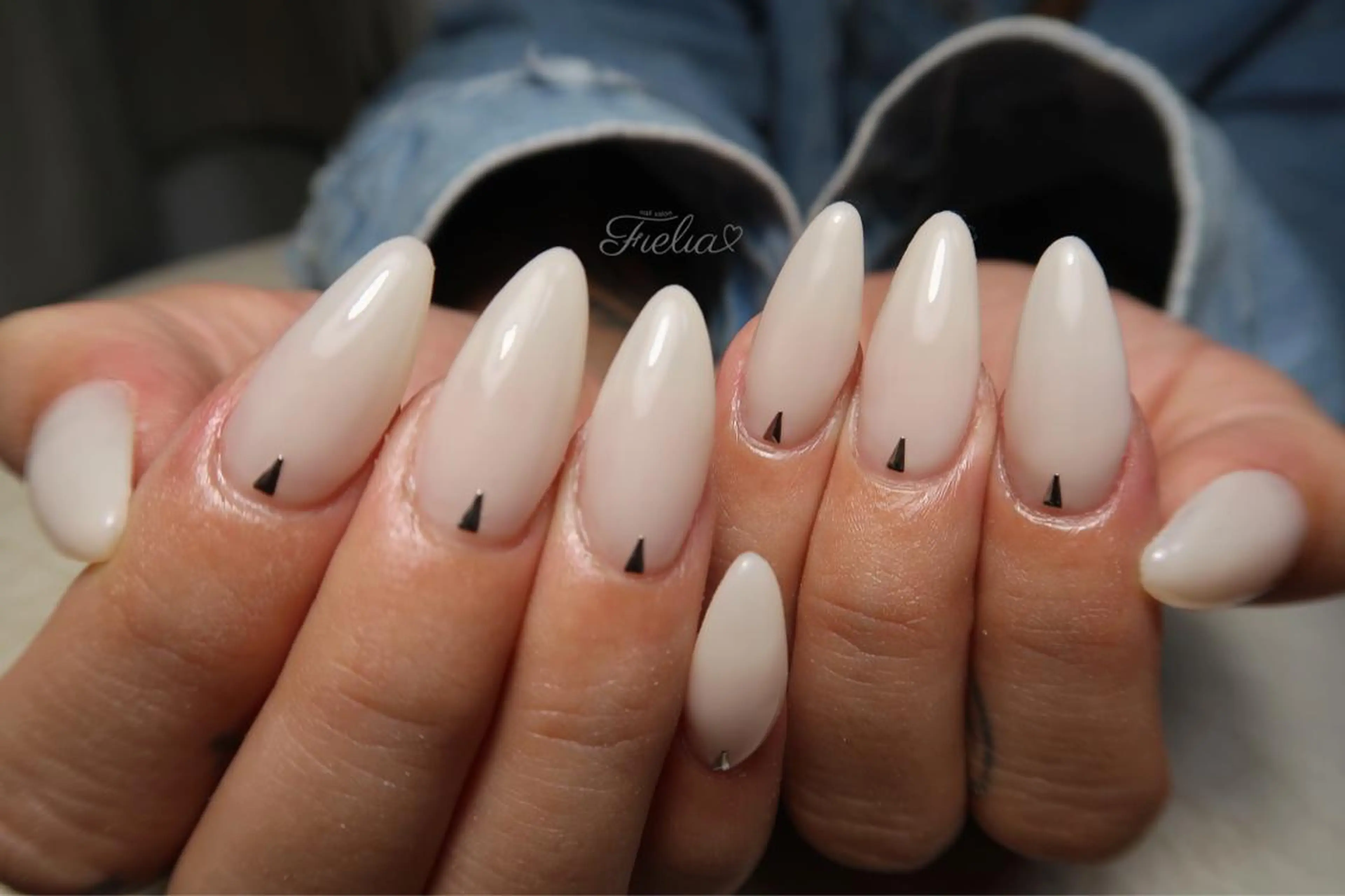 ネイル ハンドネイル Fielia momoのネイルデザイン