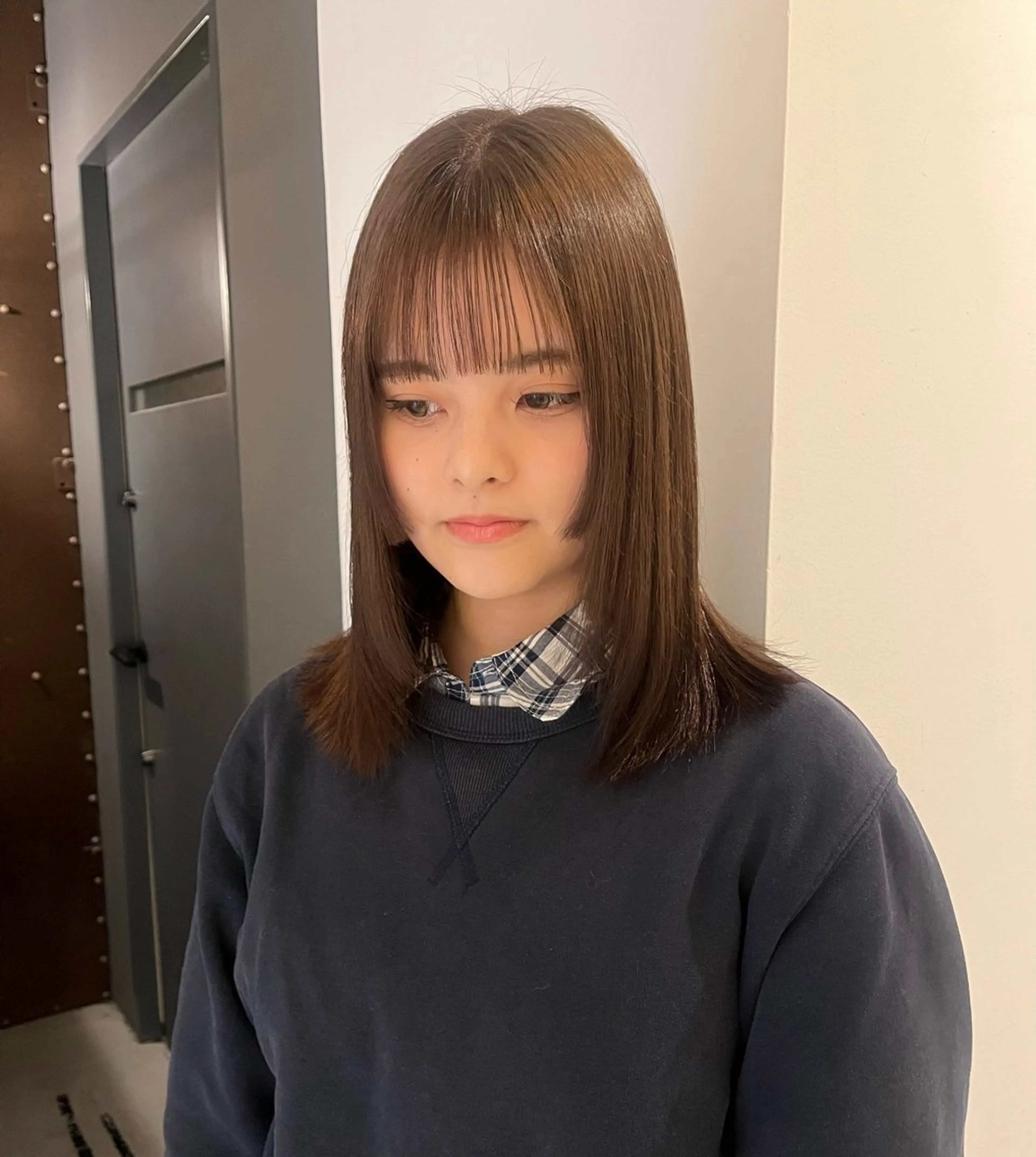 ミディアム 姫カット カット ヘアカラー あやか/ベージュ /透け感カラーのヘアスタイル