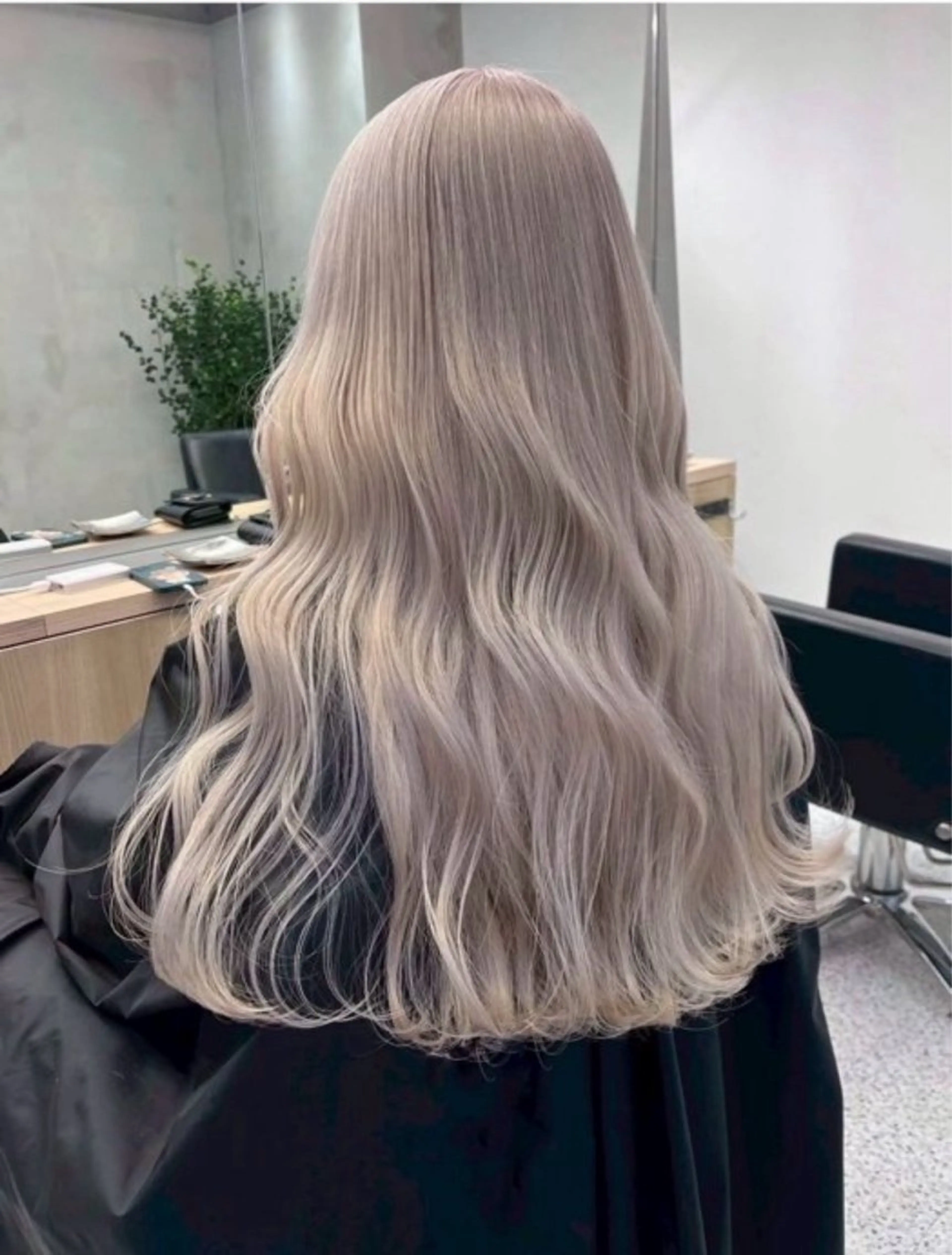 ロング カラー ヘアカラー トリートメント PELE所属・🫧盛れハイトーン/ ブリーチ特化🎀サキのヘアスタイル