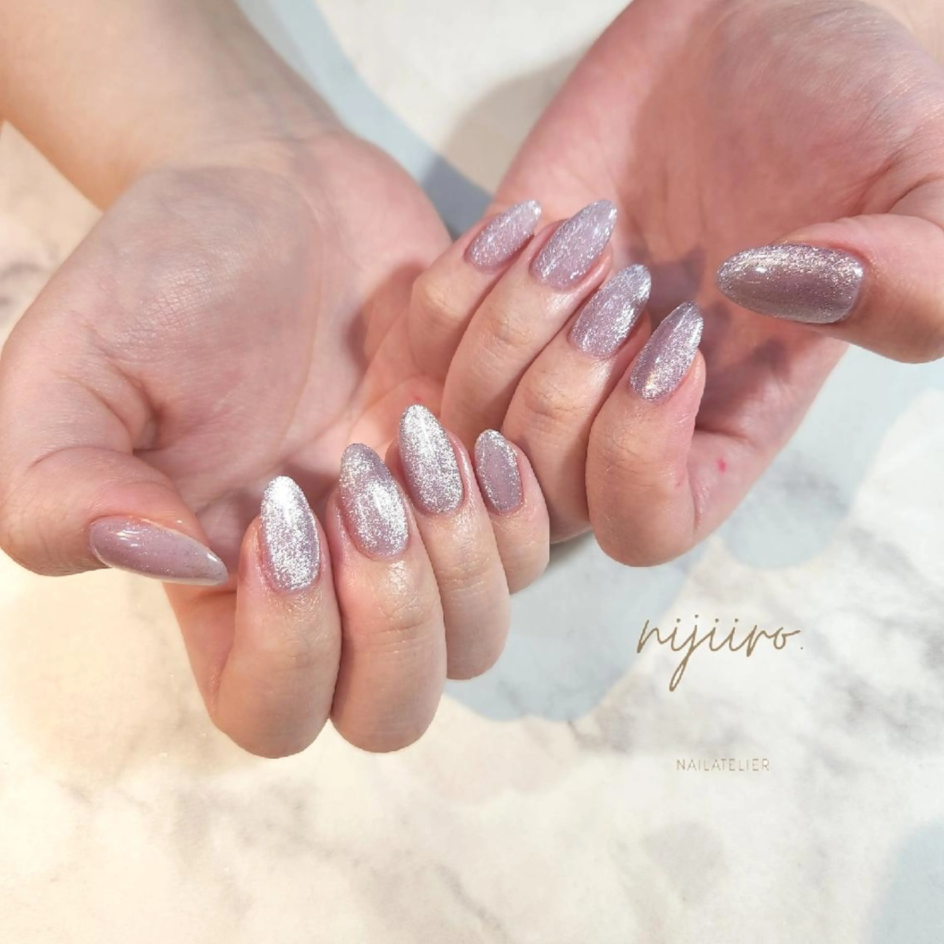 ネイル マグネットネイル ワンカラーネイル ハンドネイル nailatelier nijiiro.所属・nijiiro🌈 サトウのネイルデザイン