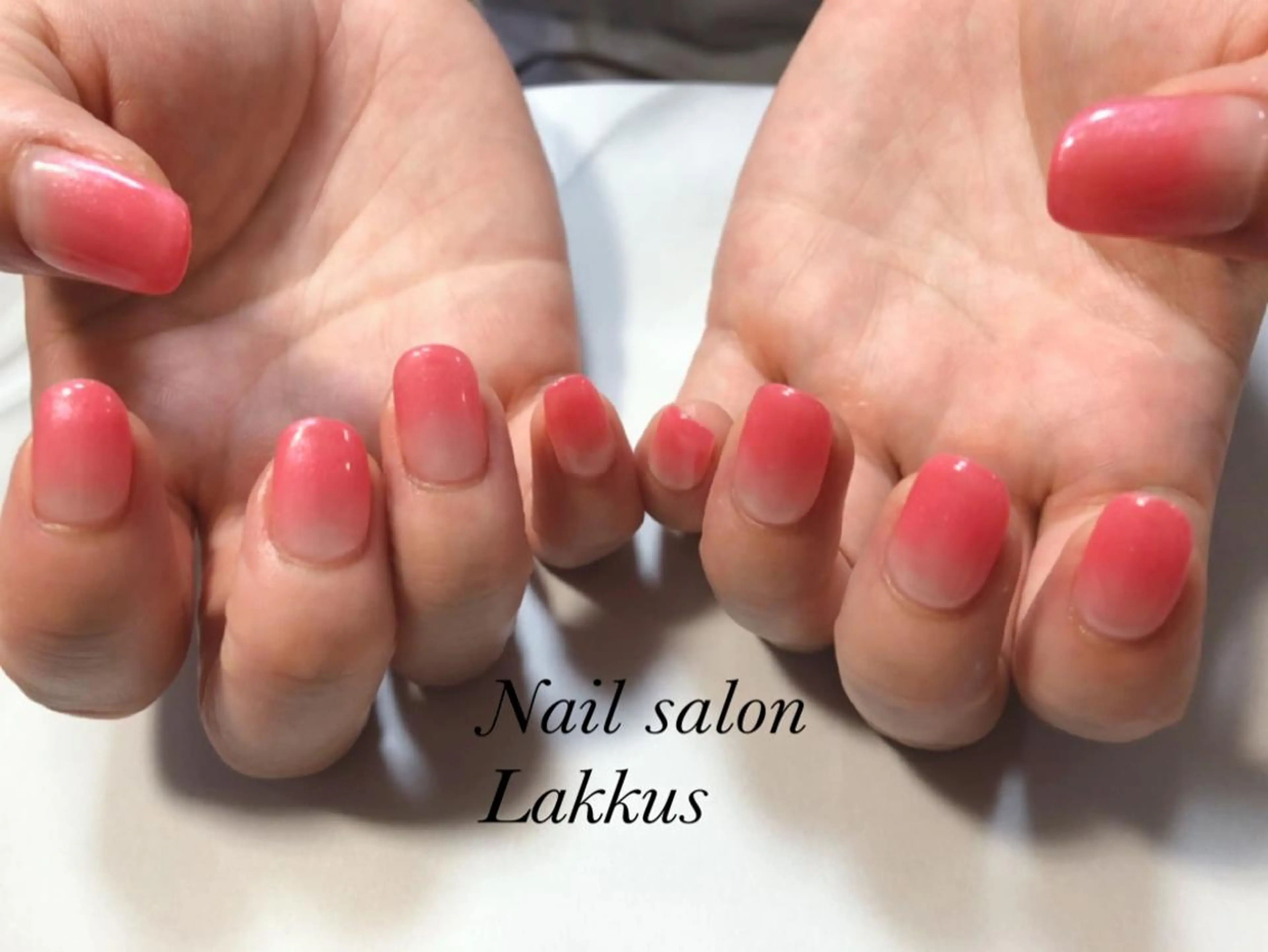 ネイル Lakkus T－CHIのネイルデザイン