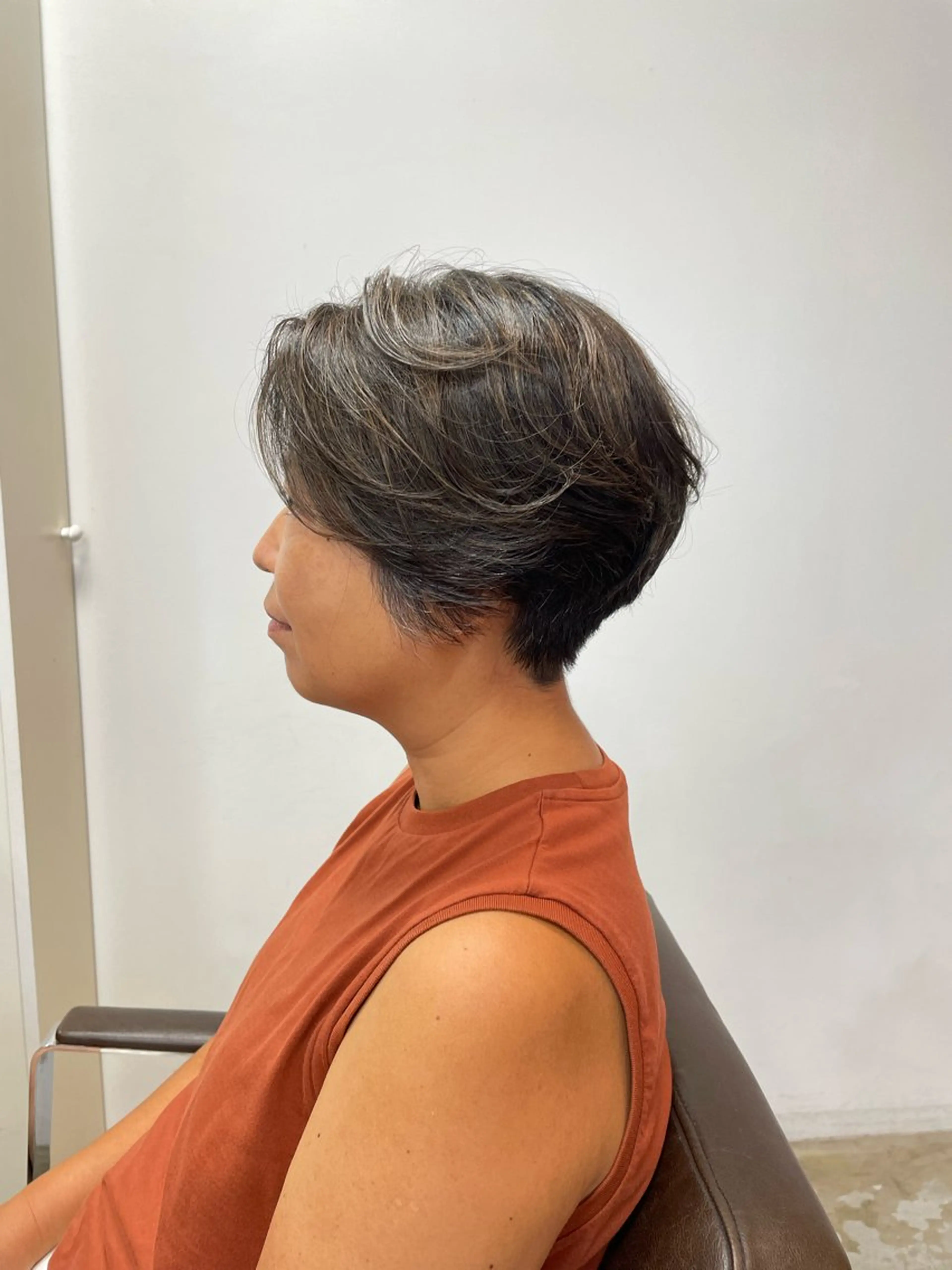 ショート ハイライト 【白髪ぼかし】 愛甲竜佑のヘアスタイル