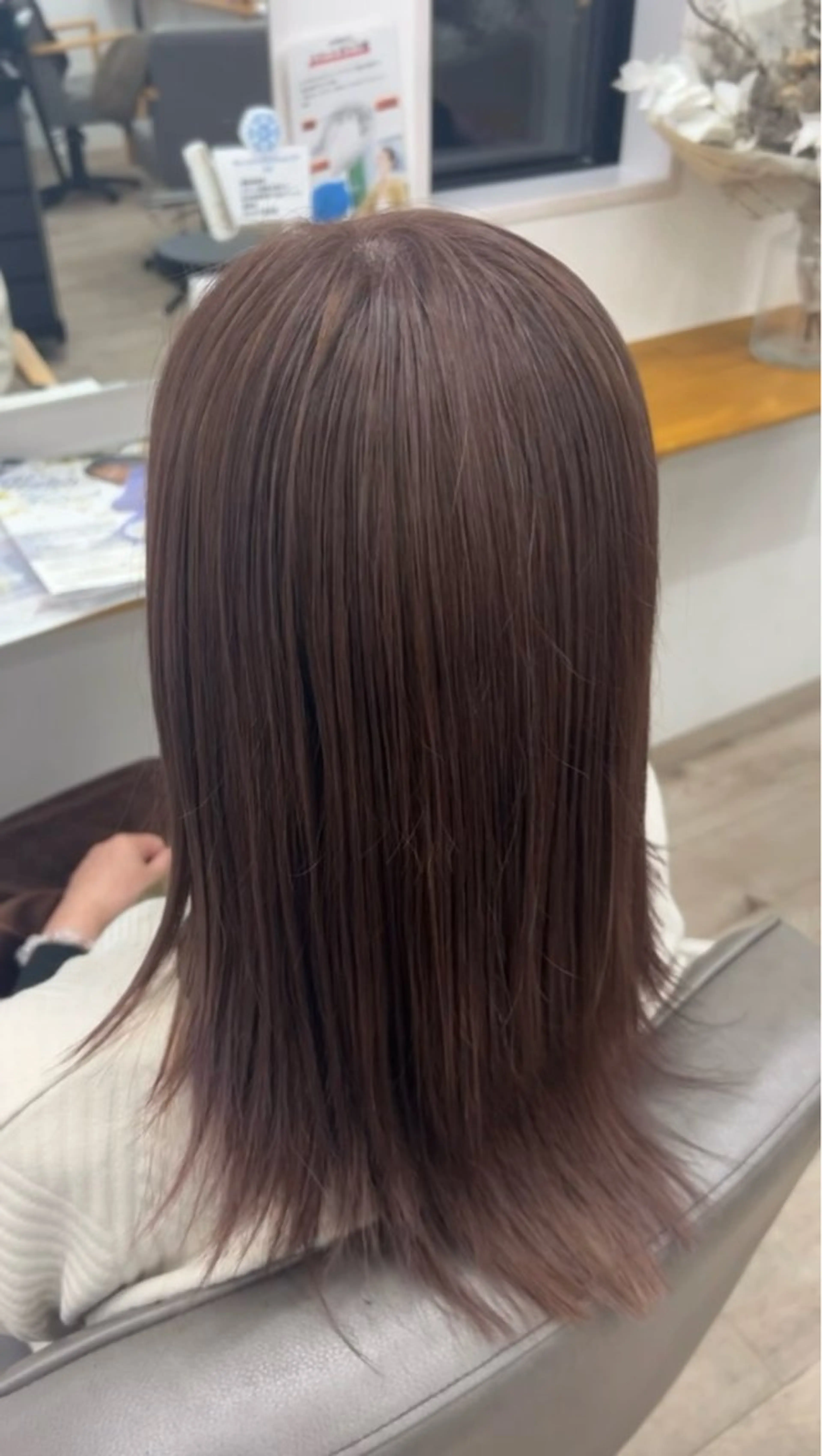 セミロング 縮毛矯正 酒井 直桜矢のヘアスタイル