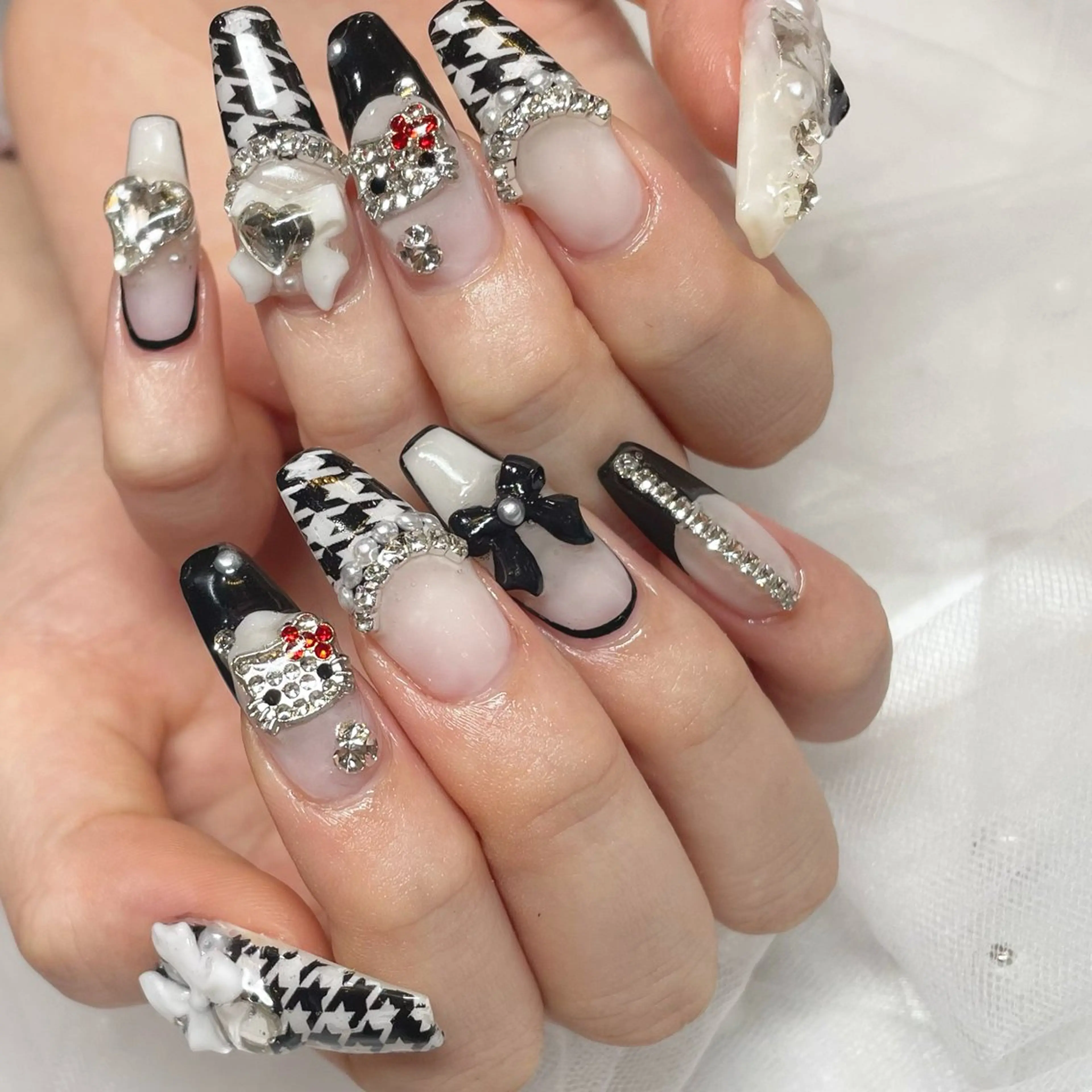 ネイル キラキラネイル ハンドネイル Tsukahara 🌷仙台PARCOのネイルデザイン