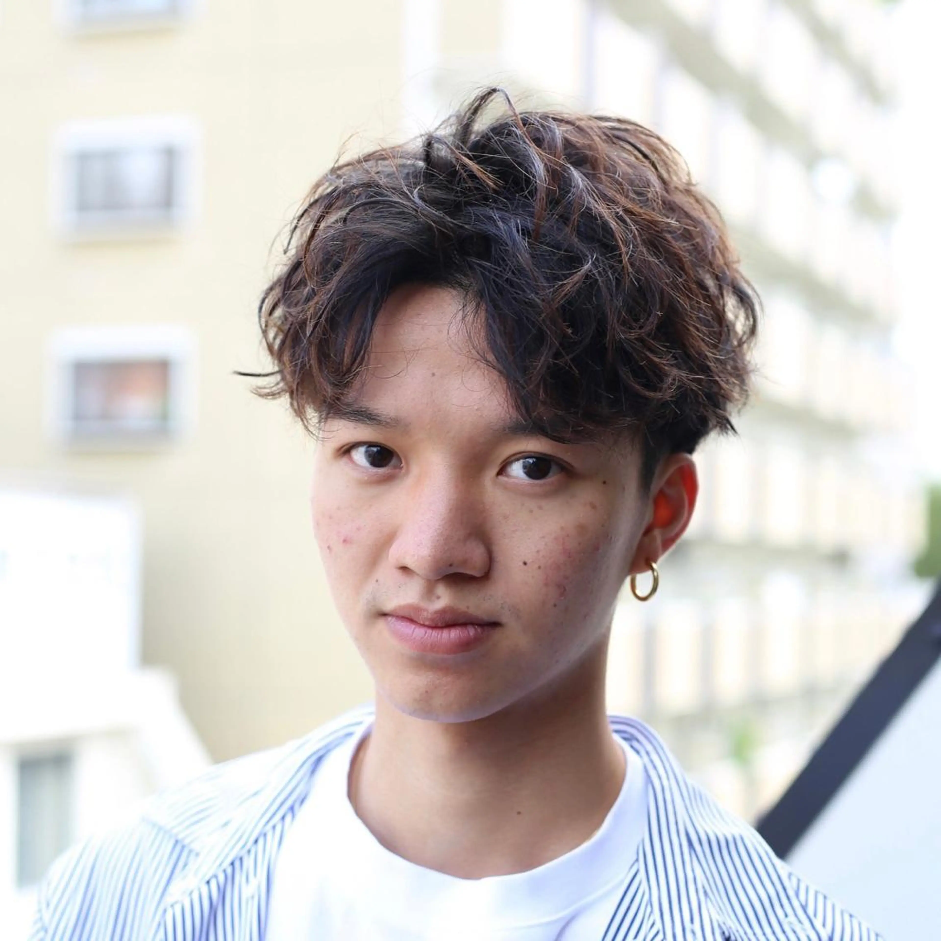 ショート カラー パーマ メンズ アップバング メンズブリーチ センターパート ダウンパーマ フェードカット Men'ssalon LiG／kaitoのヘアスタイル