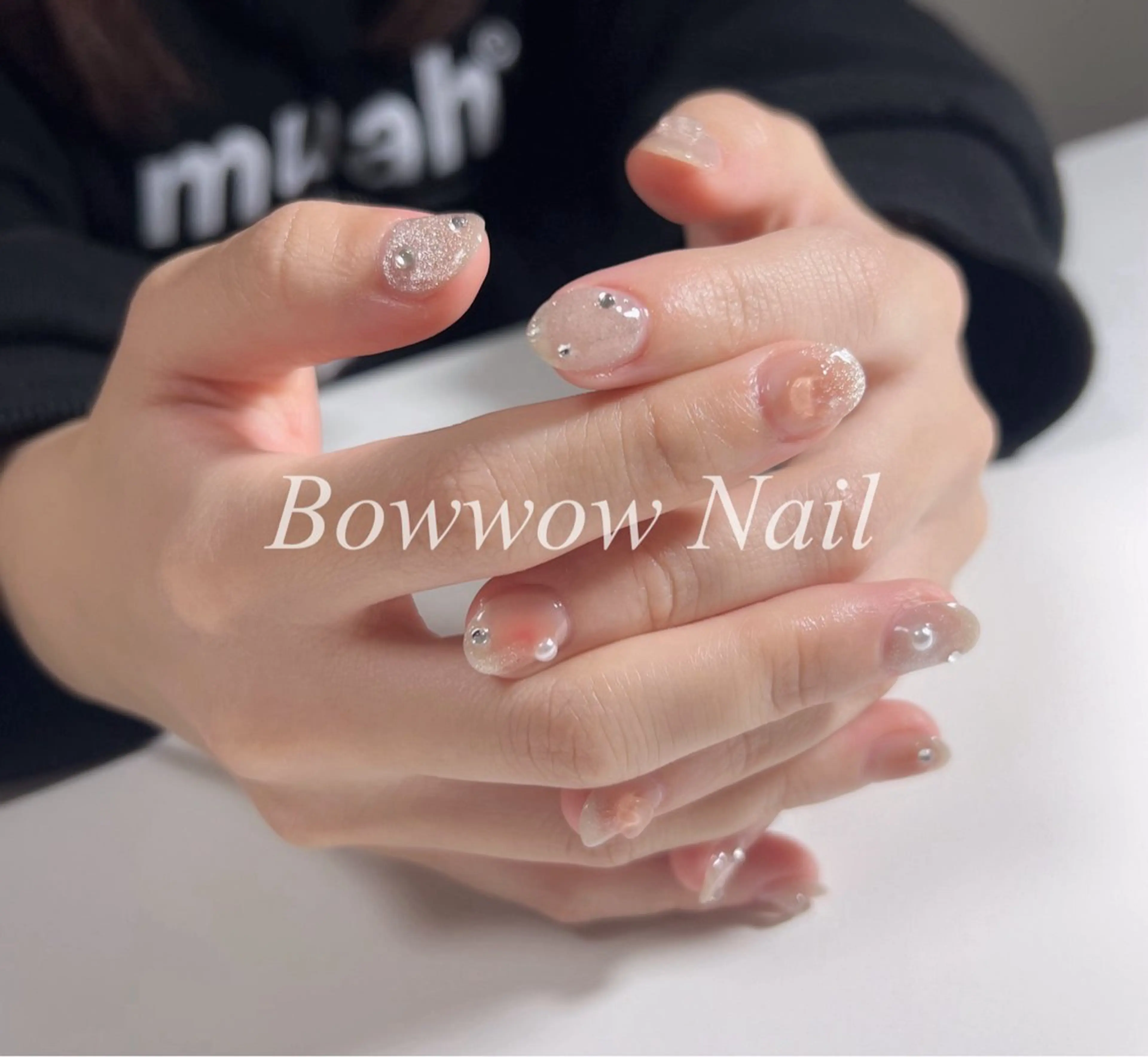 ネイル チークネイル マグネットネイル 持ち込み Bow wow Nail さや🧸のネイルデザイン
