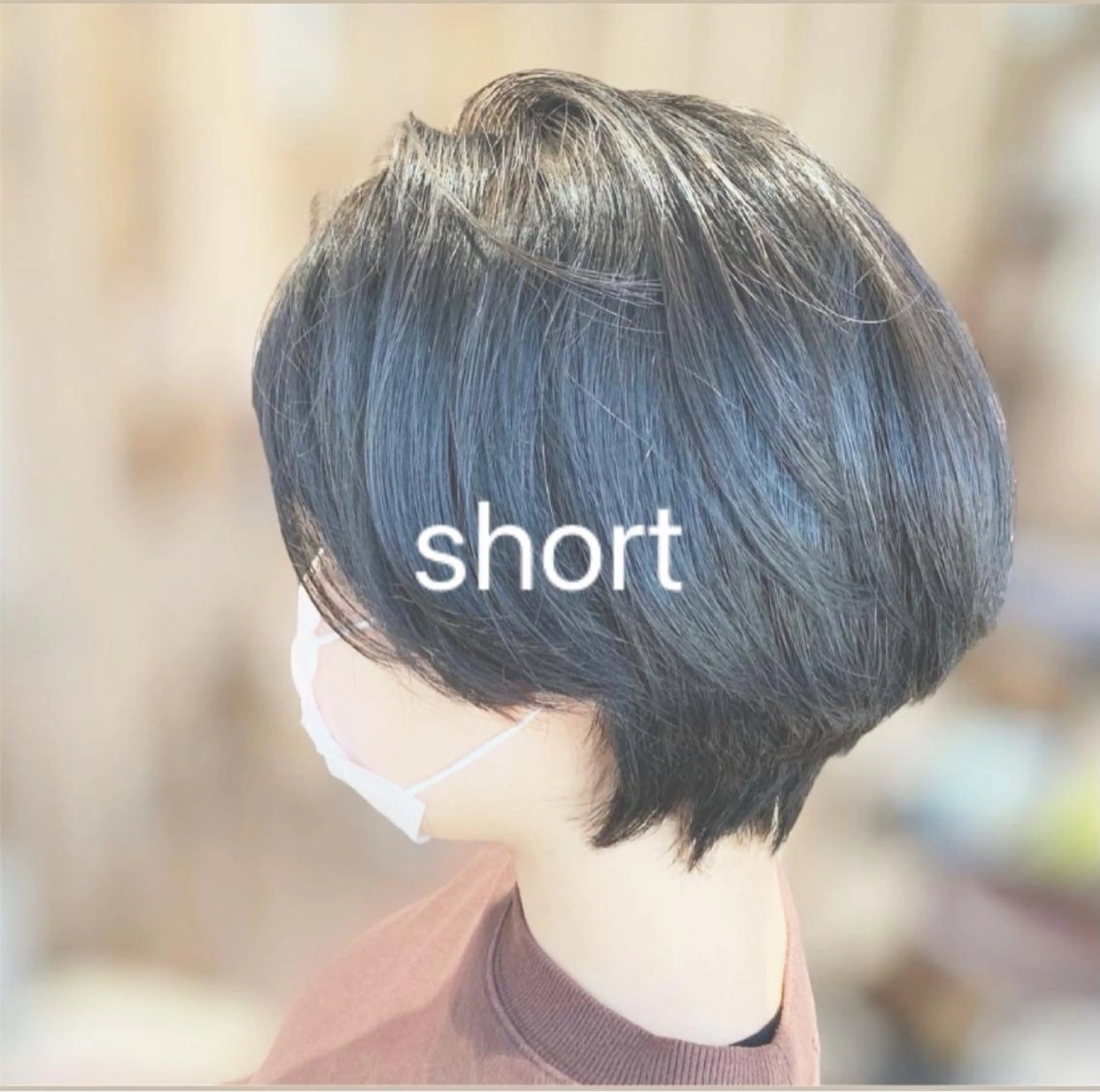 ショート カラー 髪と心を整える美容師 透明感カラー/ボブのヘアスタイル