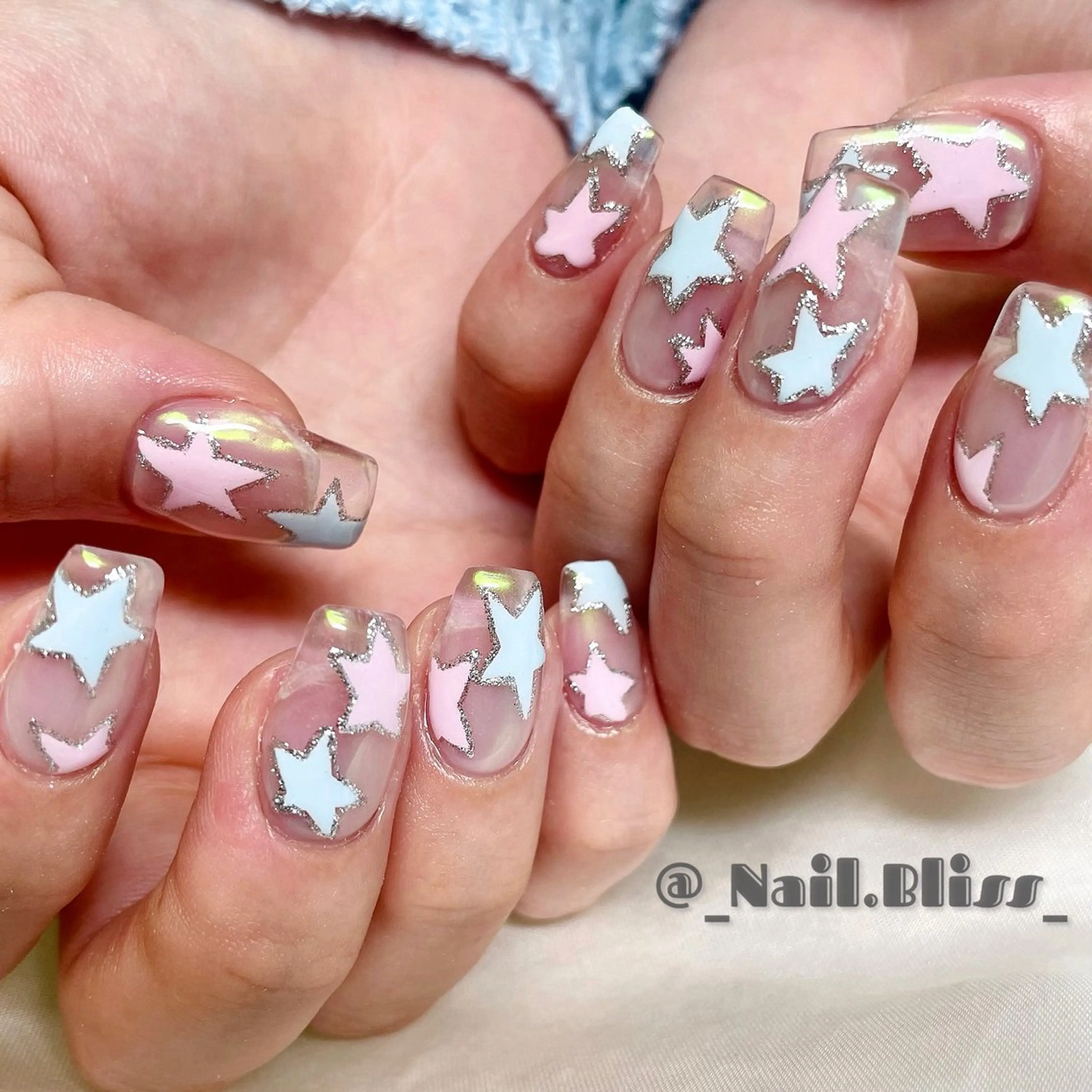 ネイル オーロラネイル 持ち込み ハンドネイル NAIL BLISSのネイルデザイン