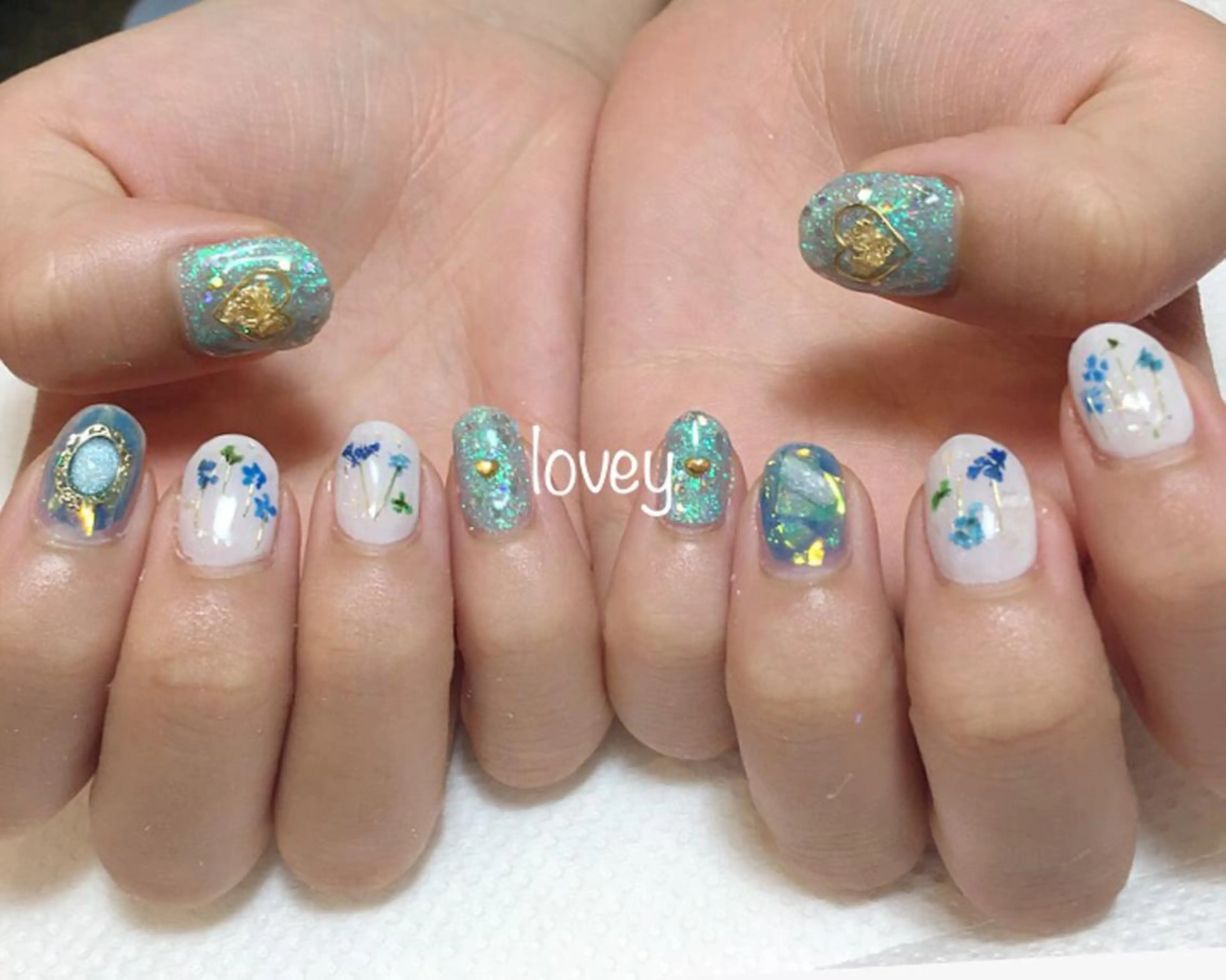 ネイル プライベートサロン loveyのネイルデザイン