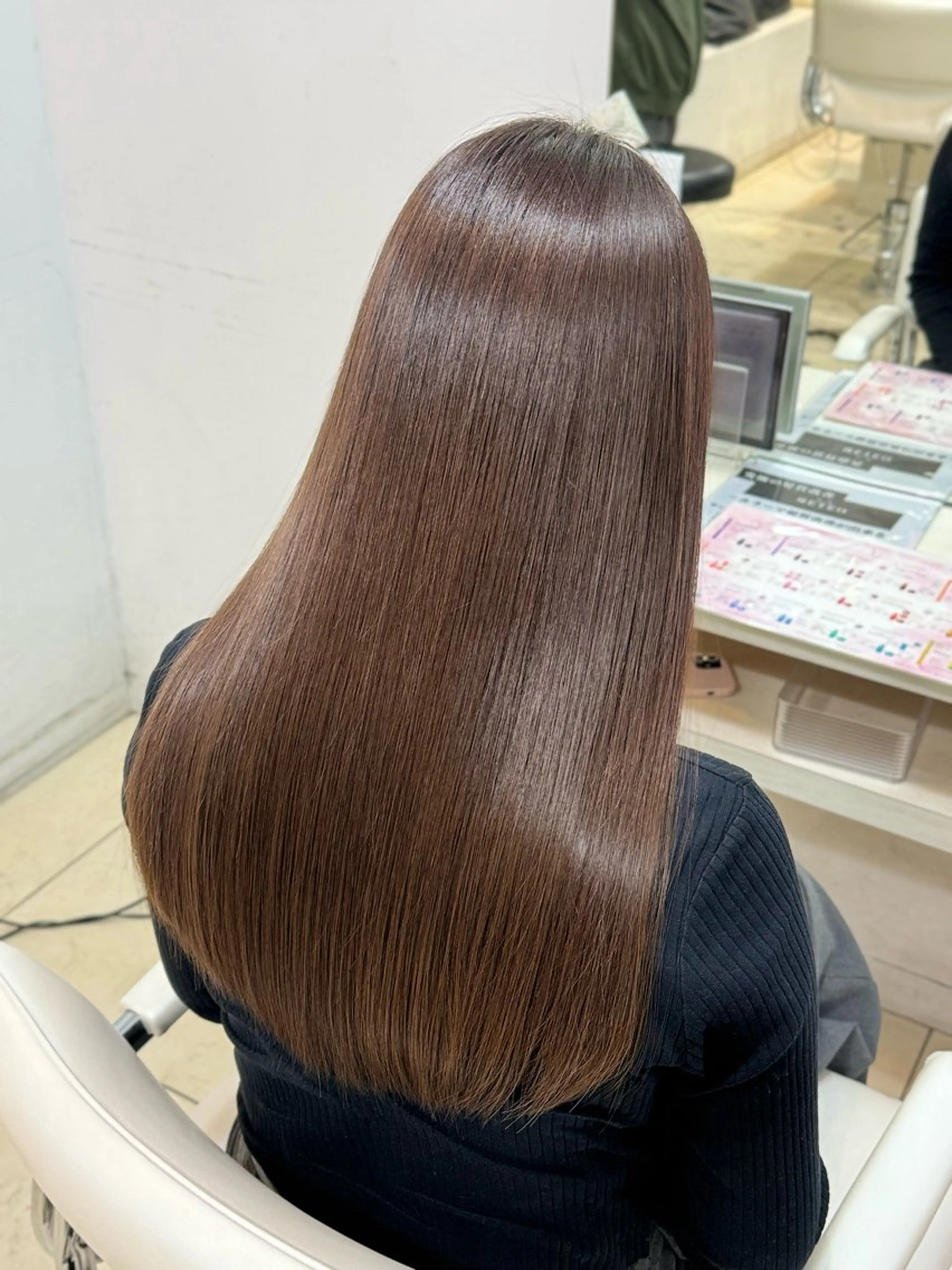 ミディアム ヘアカラー トリートメント 【髪質改善カラー】 あむ·. ⟡ 🖤のヘアスタイル