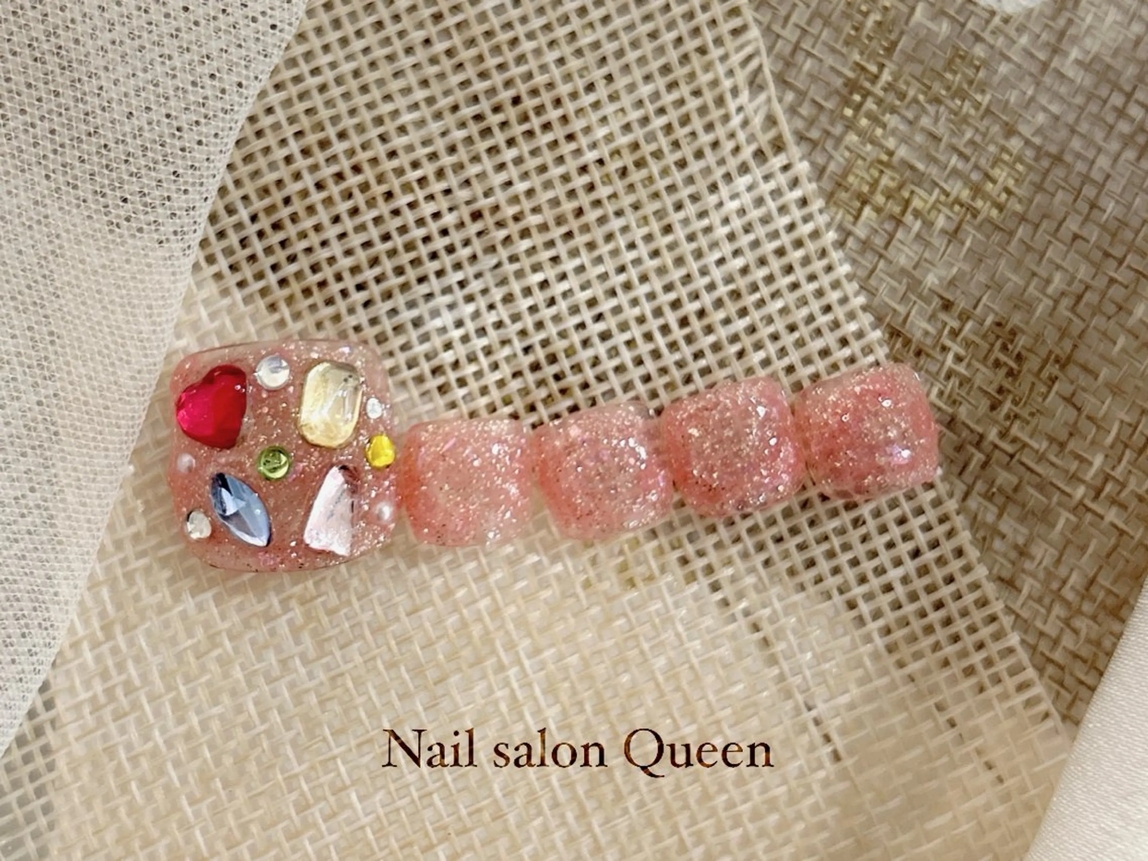 ネイル ネイルサロンクイーン 東京/新宿/大久保のネイルデザイン