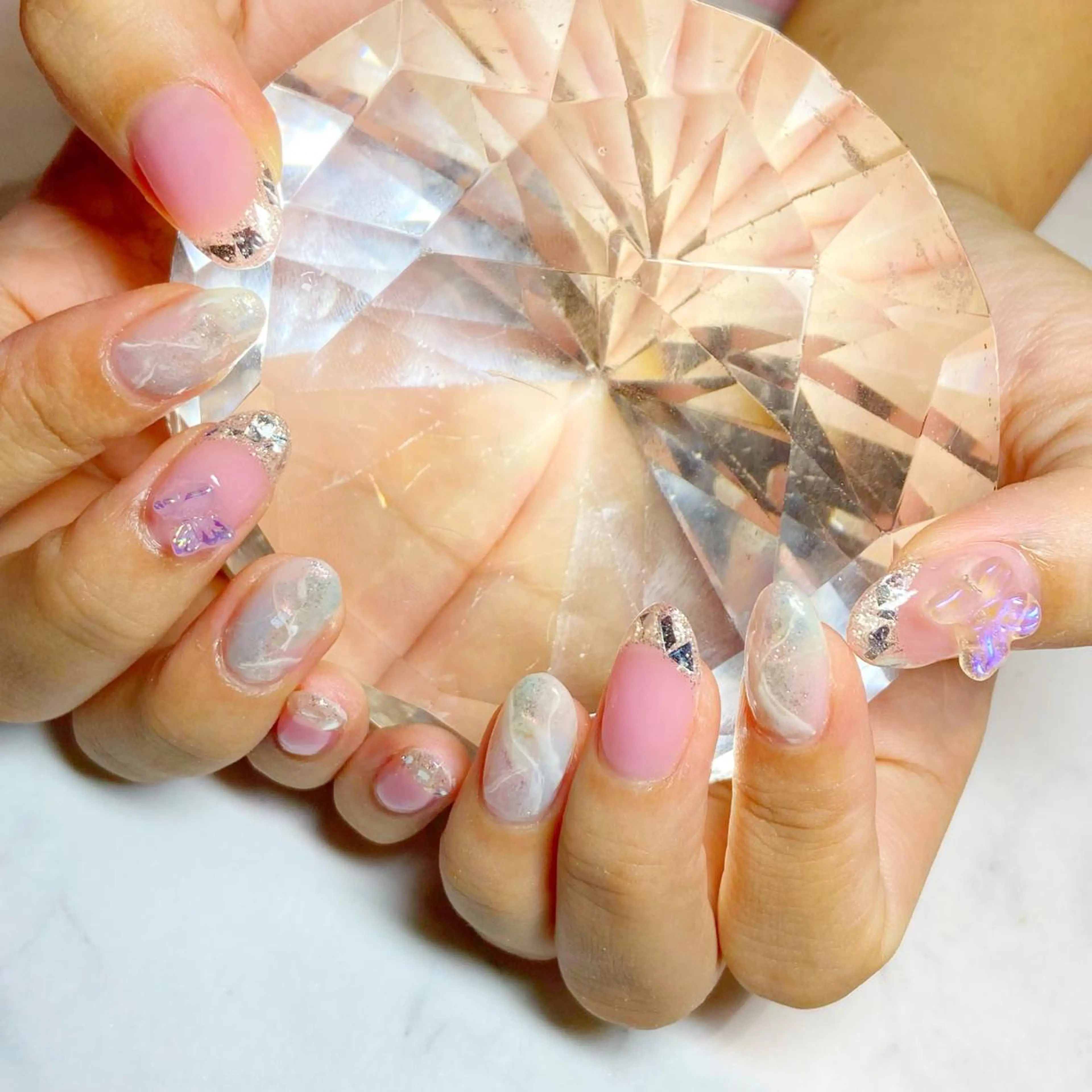 ネイル ハンドネイル YUN 💅のネイルデザイン