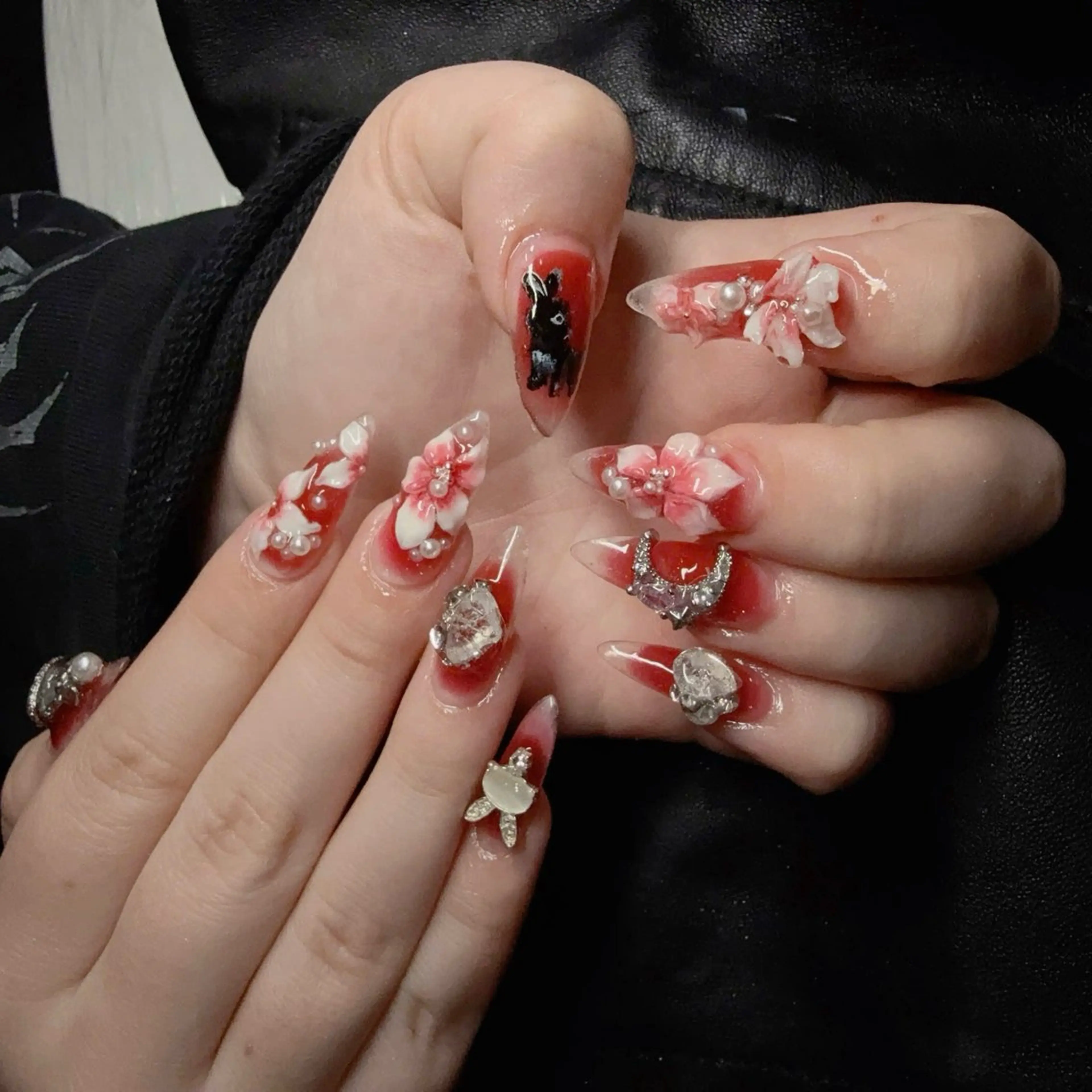 ネイル オーロラネイル グラデーション ハート ホログラムネイル キラキラネイル HA NIのネイルデザイン