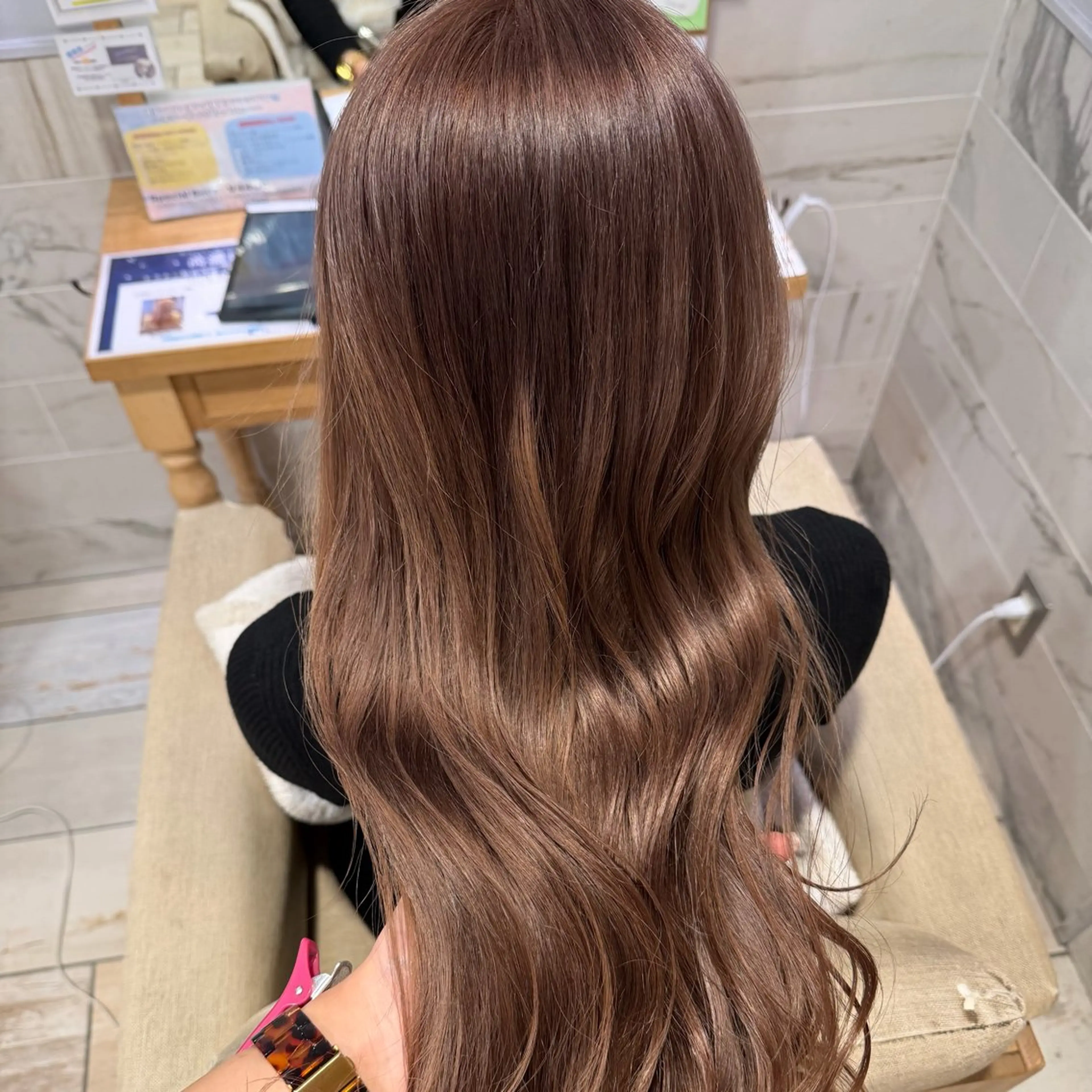 ロング カラー ヘアカラー 小柳 夏美のヘアスタイル