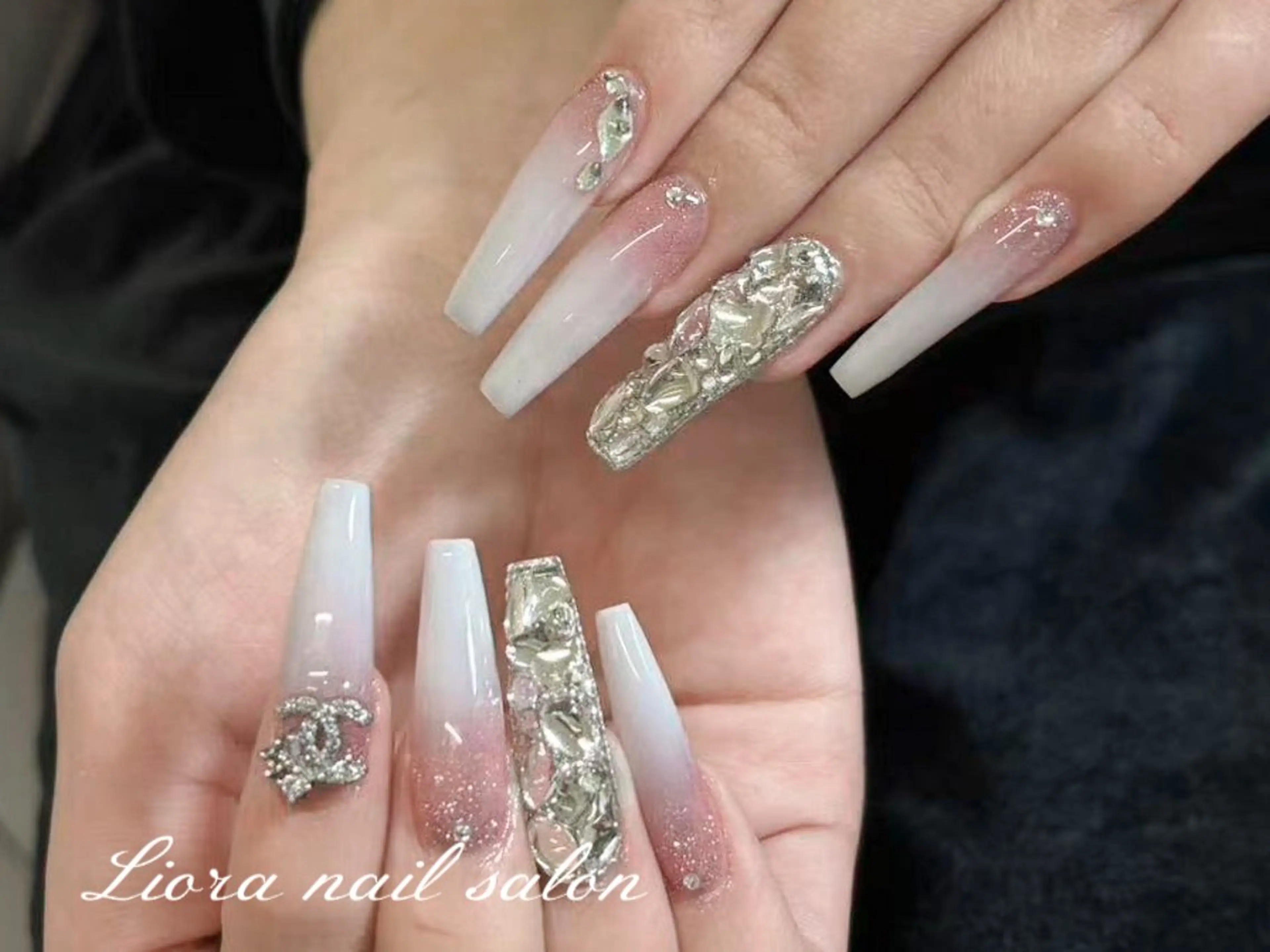 ネイル チークネイル フットネイル フレンチネイル ジェルネイル ガーリー ハンドネイル Liora nail スカルプ専門店のネイルデザイン